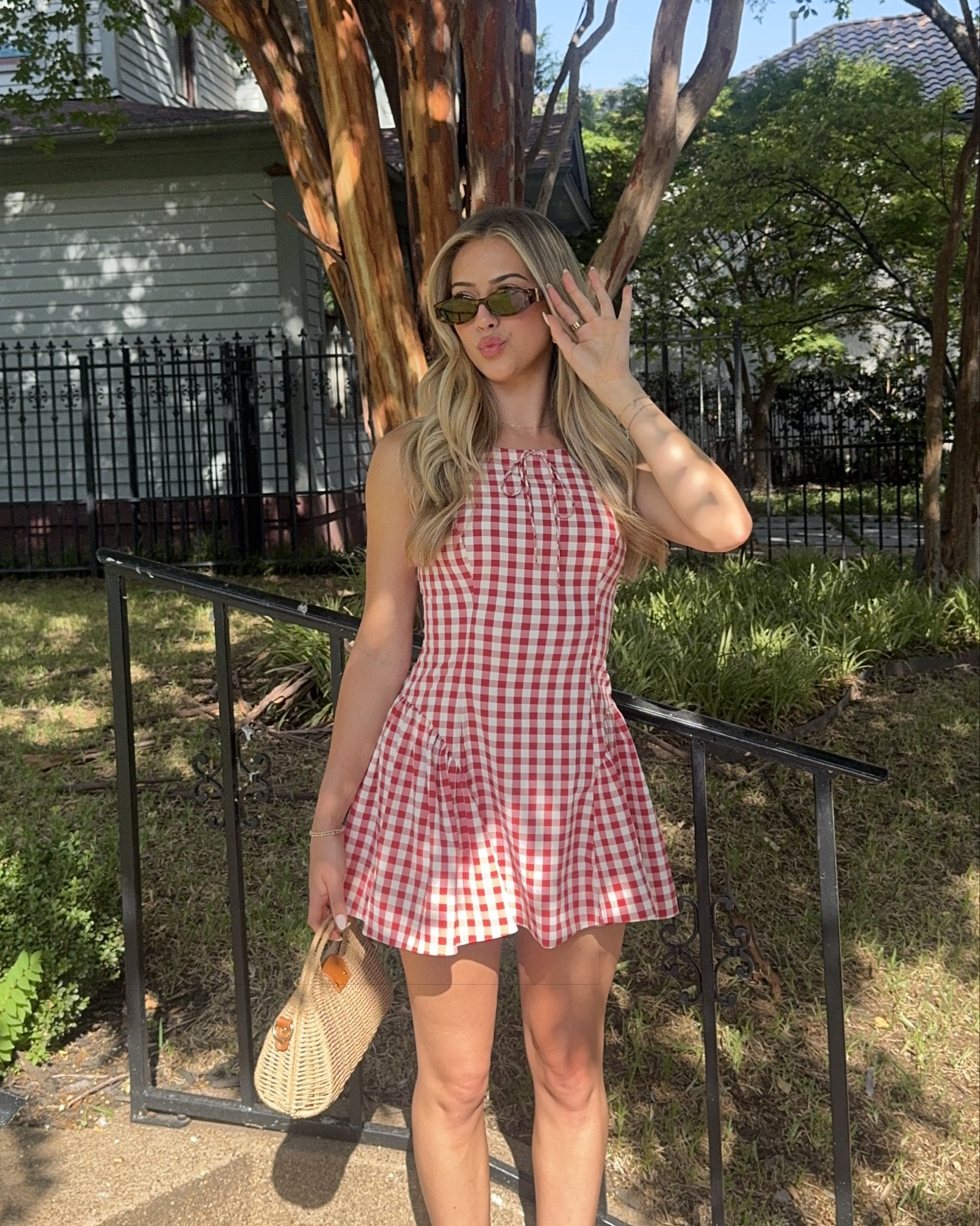 🍒🧺☀️♥️✨