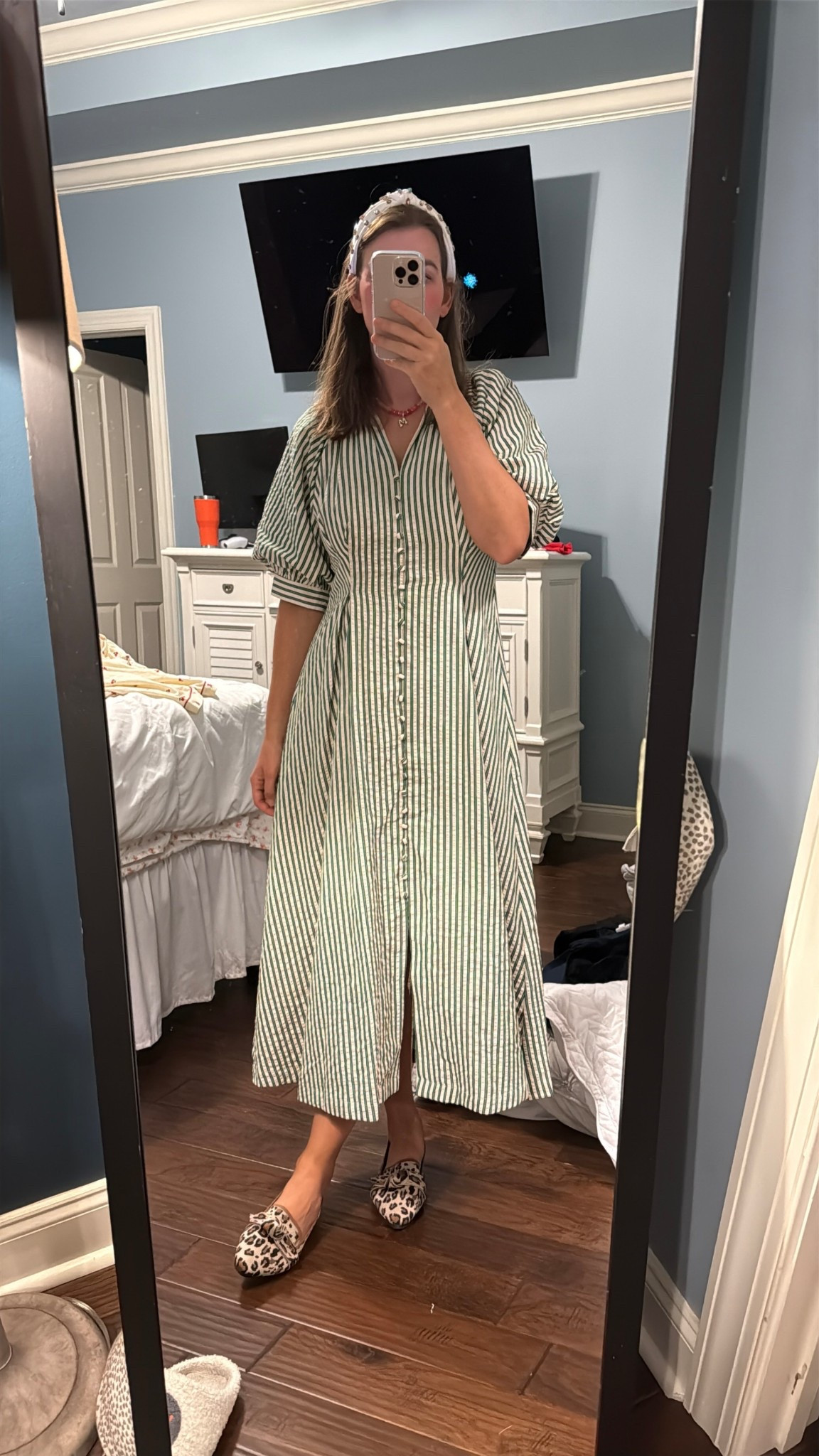 love love love this THML dress from Therapy Boutique in Auburn, AL. Linking a few similar here 

#LTKSeasonal #LTKFindsUnder50 #LTKWorkwear