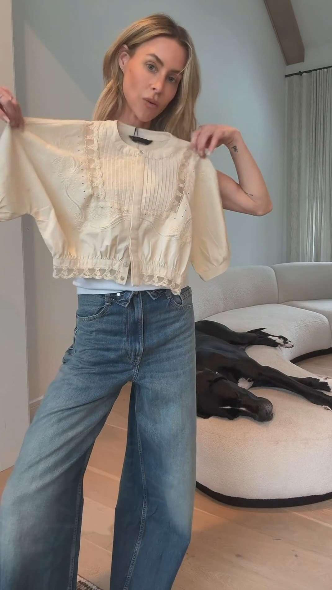 Love an embroidered cropped tee. Even better on.  

 #LTKootd