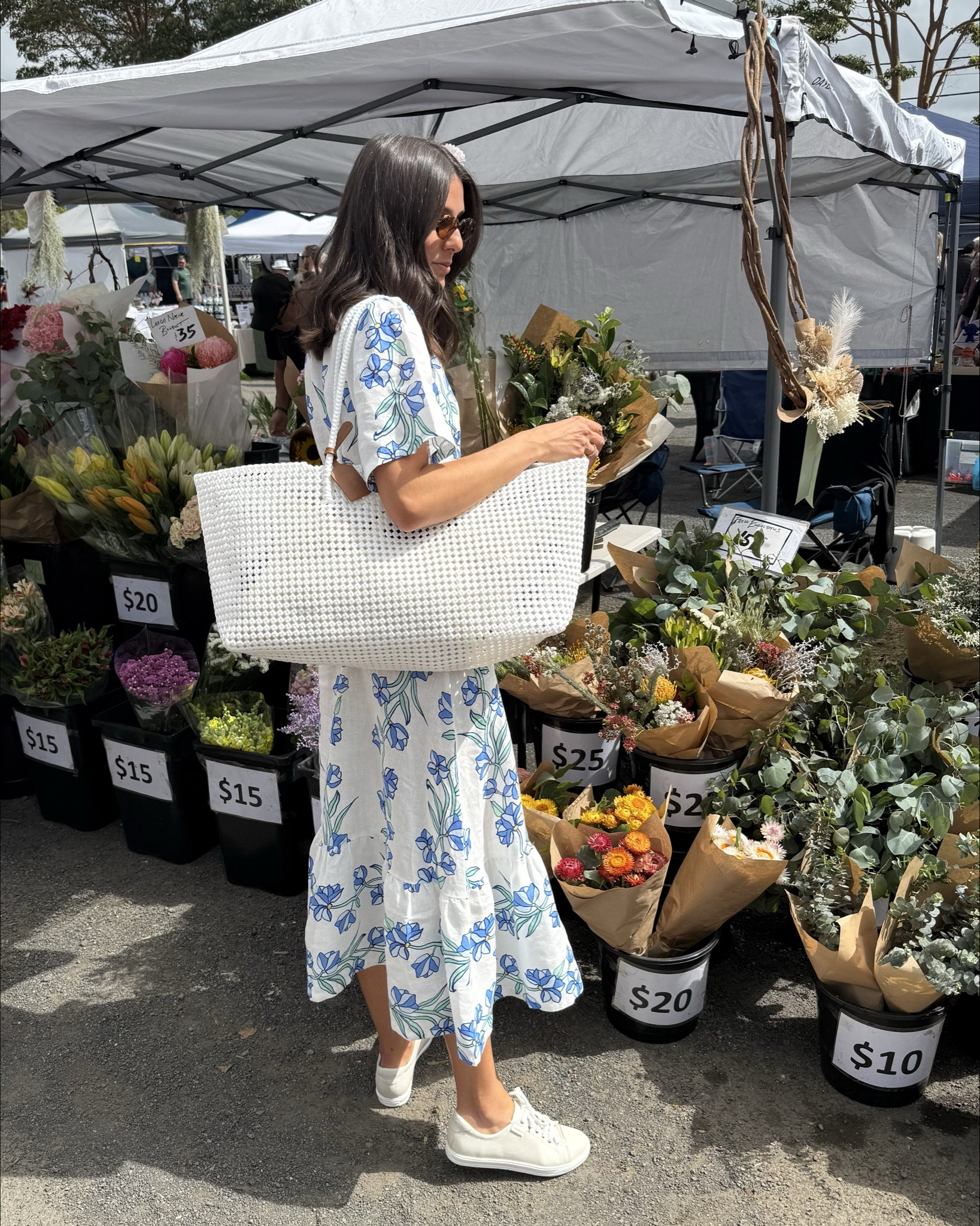What I wore to the markets with my family today 💙 This gorgeous blue printed linen maxi is from a brand called Alessandra, Market Bag is by Seed, Sneakers are Frankie 4 and my sunglasses are MiuMiu. I will link what I can + provide alternatives. In the dress I am wearing an XS! 