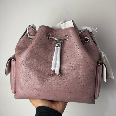 Tory Burch Small Charlie Quilted Drawstring Shoulder Bag in Mauve | eBay US