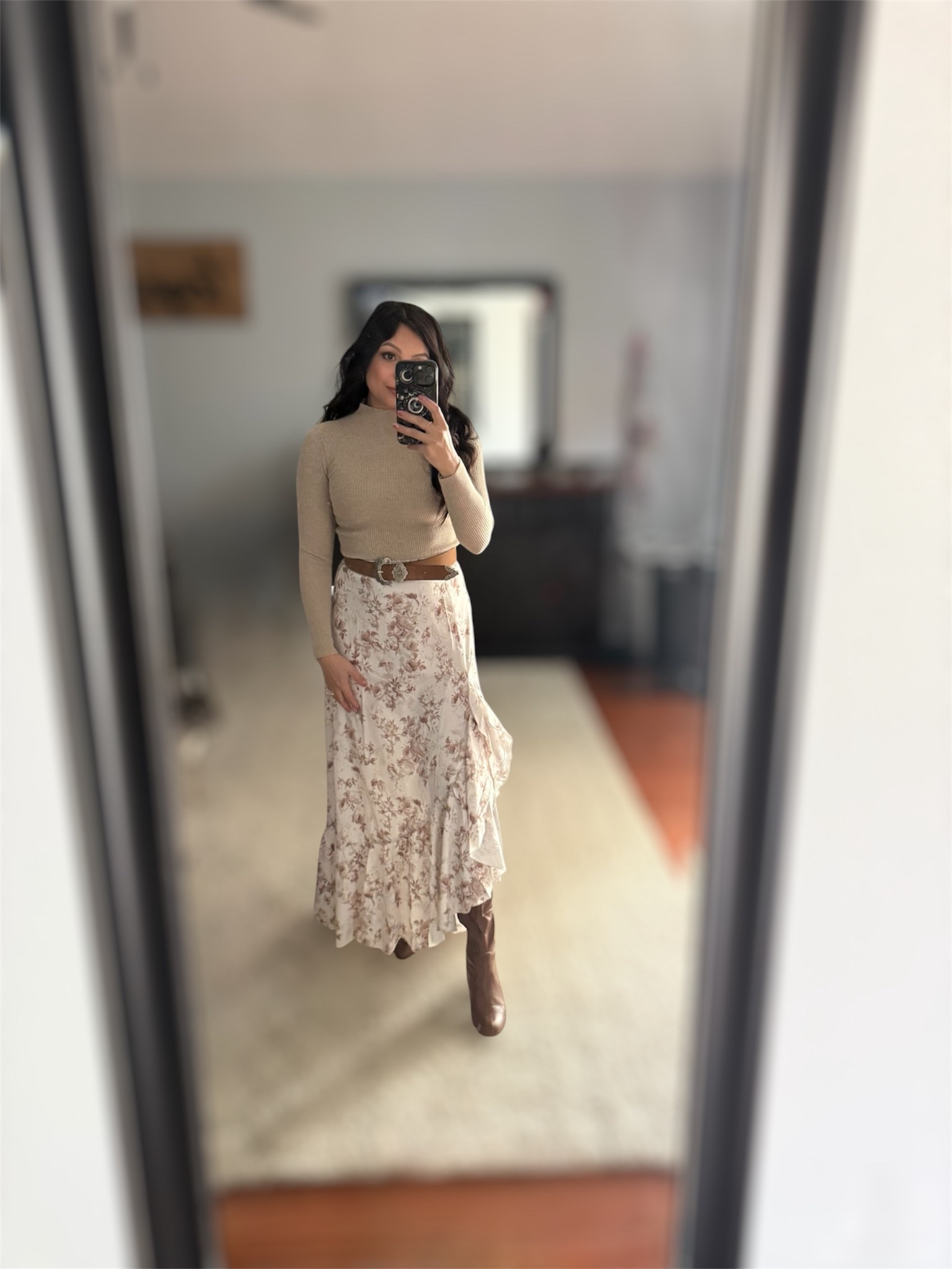 My favorite floral skirt! Pair it with a comfy turtleneck and tall boots for a perfect outfit.

#LTKootd #LTKBeauty #LTKmomlife