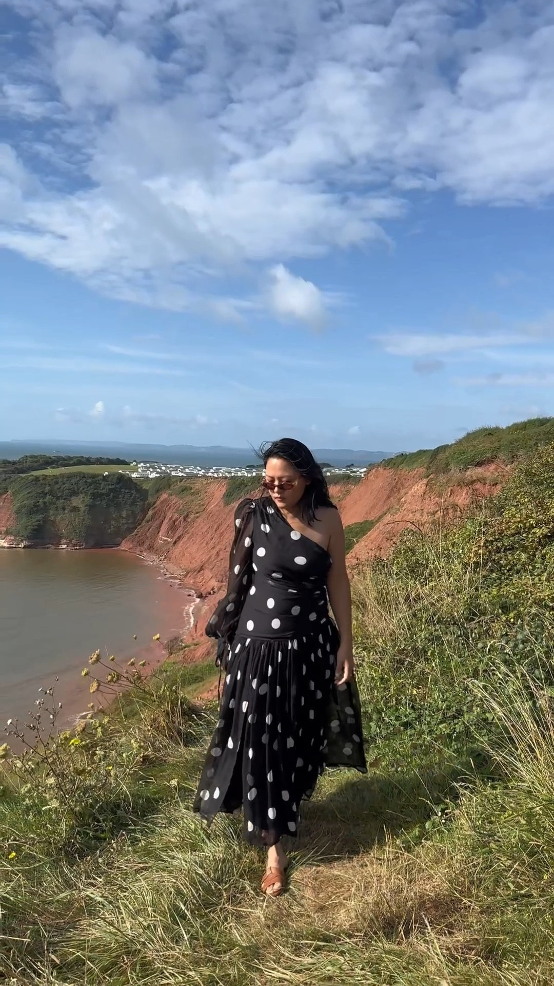 I love wearing gorgeous dresses in summer

summer dress, maxi dress, one shoulder dress, petite dress, polka dot dress, dress haul, holiday dress 

#LTKdresses #LTKpetite #LTKuk