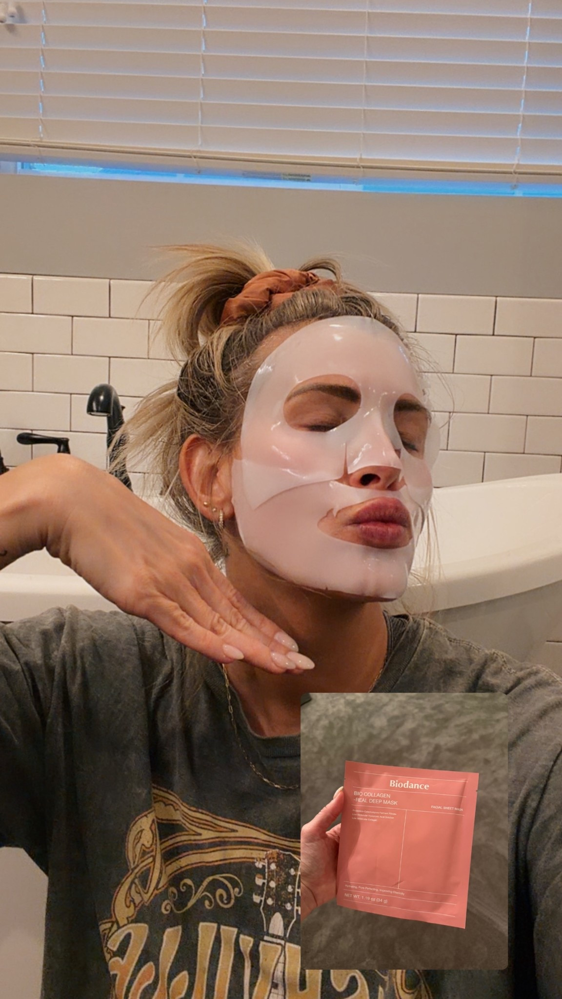 Self care Saturday ✨ my favorite masks are on sale today! They’re so good and my skin is glowing afterwards! 🧖‍♀️


#LTKgrwm #LTKselfcare #LTKBeauty