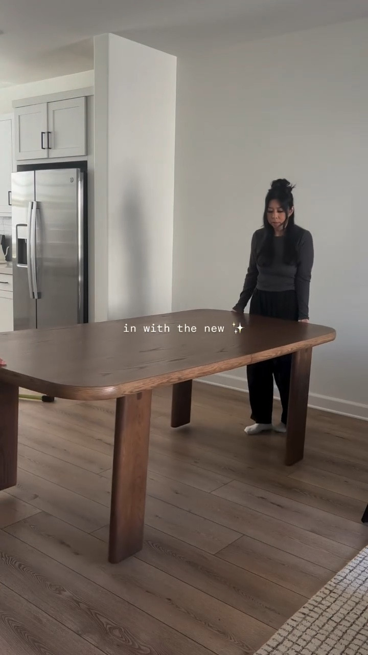 If you’ve been following along in stories, you know I sold my Arhaus dining table (and dining chairs)! I loved it for a season but this new one feels so much more us. Anddd it extends 

And the best part? I found it at a discounted price at our local Crate & Barrel outlet. Now I’m on the hunt for new dining chairs 🪑!

Sometimes letting go of a good piece makes room for the right one ✨

🏷️ crate and barrel finds, affordable home finds, home decor, home inspo, home inspiration, new dining table, oak dining table, extension dining table