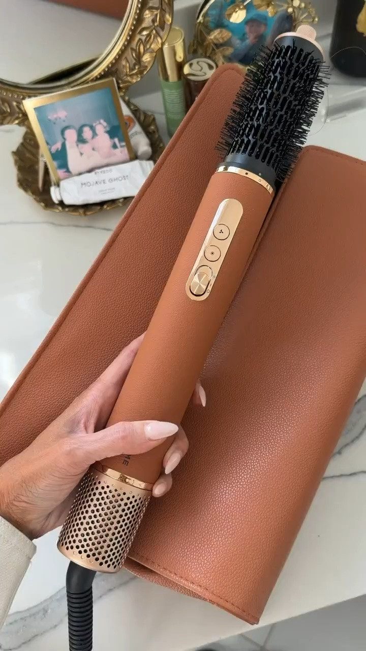 I think I found the best Dyson Airwrap dupe! I love the faux leather detailing for one, but this one’s $160 compared to $650! Also! Prime Big Deal Days starts 10/6!! 

Amazon finds, Amazon beauty, Amazon Prime, Amazon Prime Deals, Hair tools, Airwrap, Emily Gemma