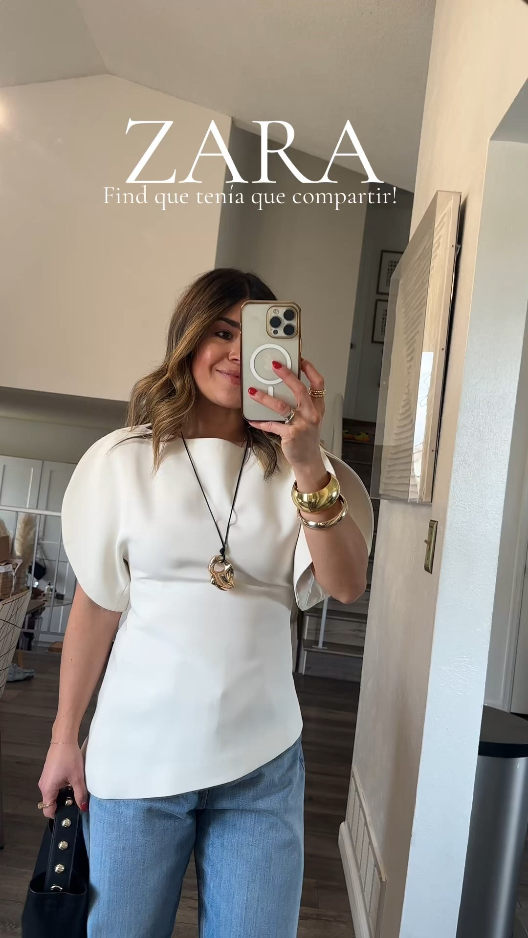 This Zara top is so stunning! It runs tts, order your regular size! 
Top size xs
Jeans size 25