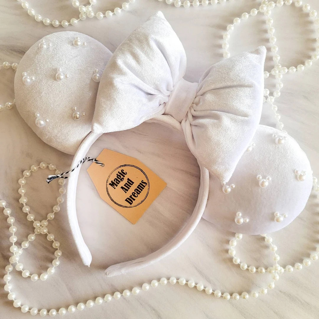 Bridal White Velvet - Etsy | Etsy (US)