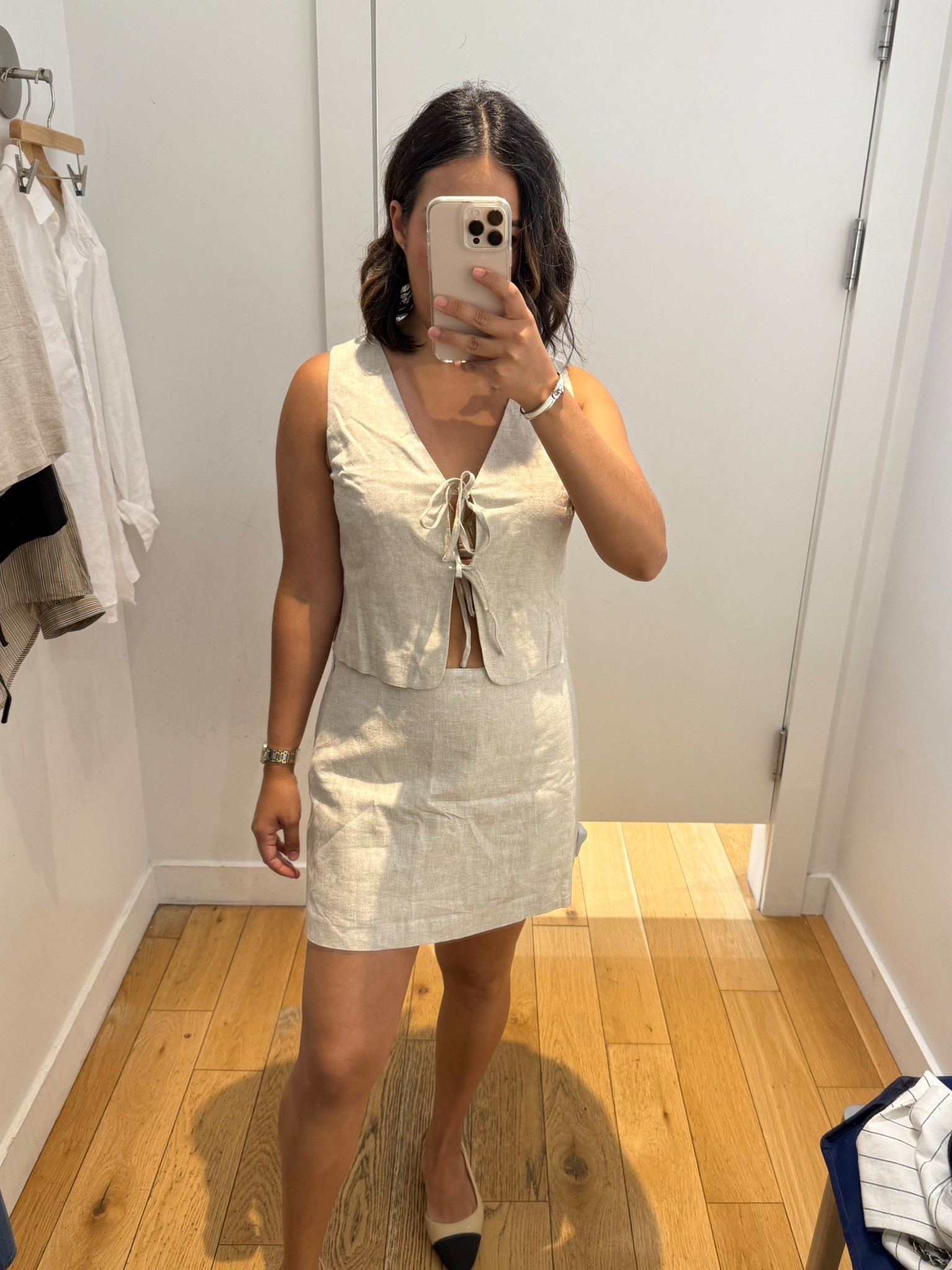 The cutest linen-blend set this summer ✨

Skort is size S (runs slightly big). I could’ve sized down to XS but it’s good to have a little extra room for bloated days.

Top is size S (true to size) 

For reference:
I’m 36/4US tops and 38/6US bottoms 


#LTKU #LTKPetite #LTKStyleTip