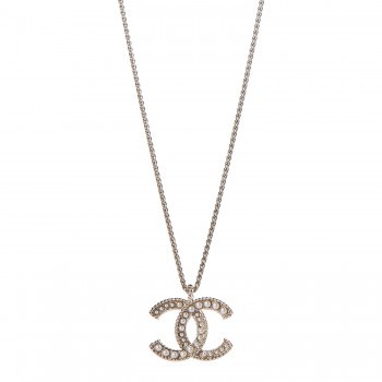 CHANEL Pearl CC Pendant Necklace Gold | Fashionphile