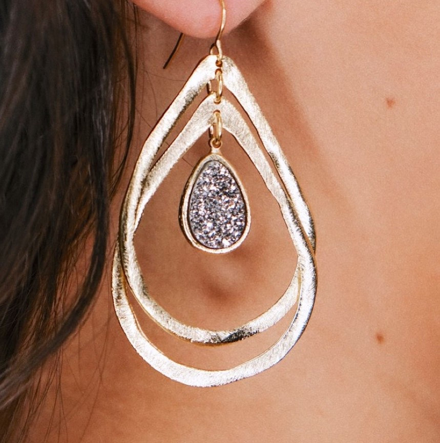 Druzy everything at Uptown!!!  GET STARTED ON YOUR HOLIDAY CHECK LIST ✨UptownStrut.com
•
•
•
#UptownStrut #UptownStrutYouUp #FallYall #pumpkinpatch #pumpkinpatchootd #sweaterweather #statementearrings #BoutiqueLife #onlineboutique #StyleWatch #Instafashion #FashionHouston #LocalLove #YoungWildFree #Blogger #CelebrityStyle #HoustonBlogger #WhatIWore #ShopSmall #WomensFashion #ootd

#LTKPetite #LTKHoliday #LTKGiftGuide