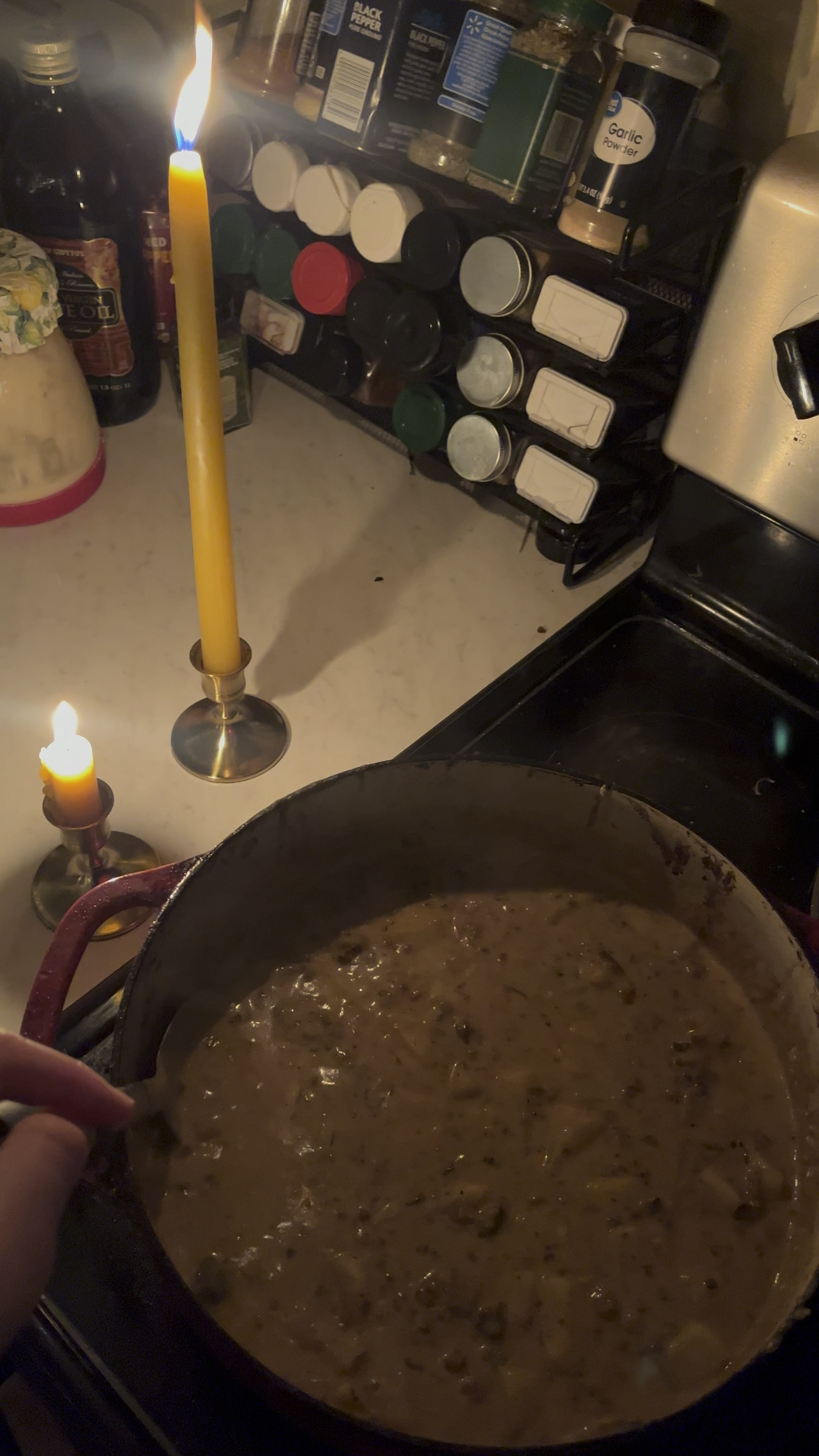 late night soup post 🥣🤍

creamy hamburger potato bacon soup recipe on my instagram story @thatgenzhomemaker



#LTKHome #LTKFindsUnder100 #LTKWatchNow