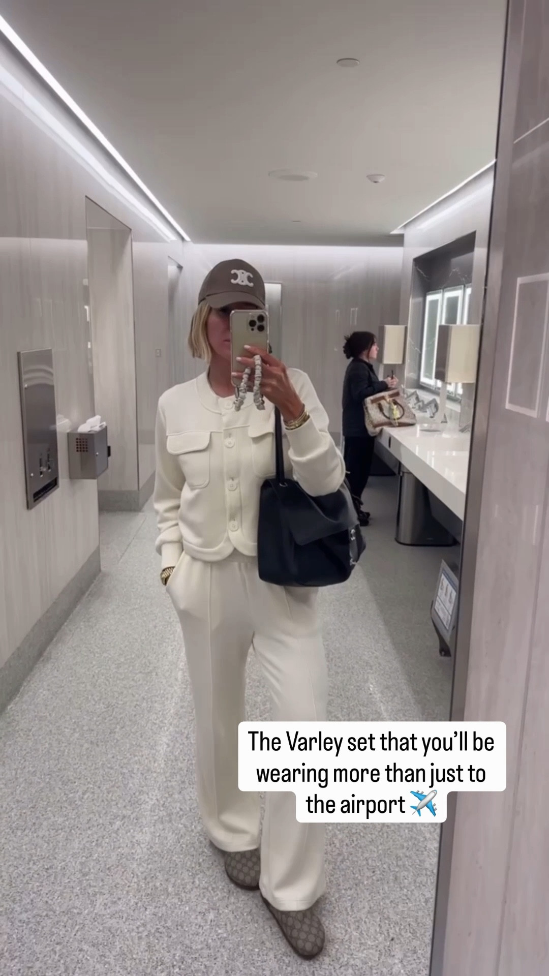 If you see me at the airport in this multiple times don’t mind me 👀🙌

#LTKgrwm #LTKootd