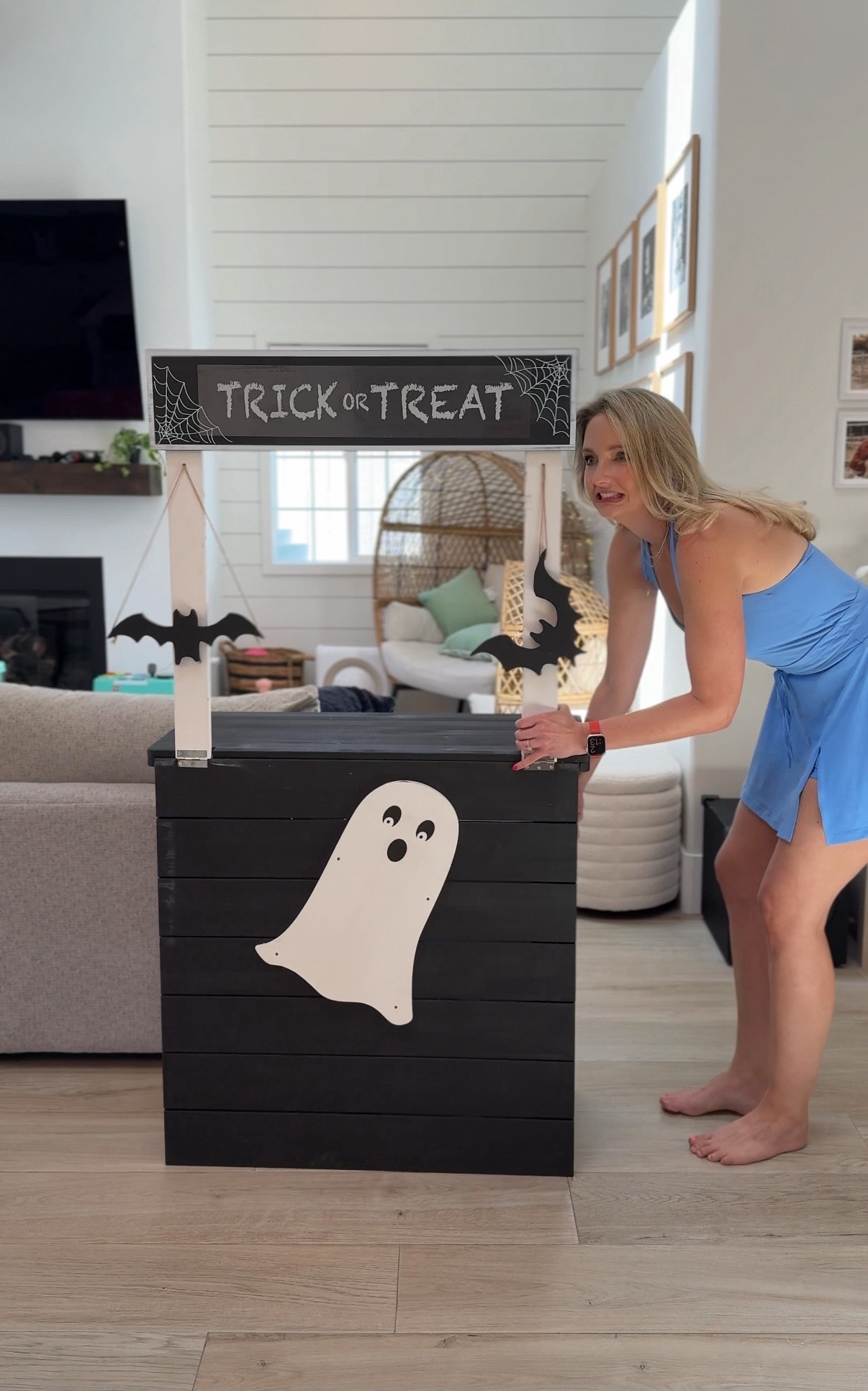 This is adorable for Halloween and it folds up! 

#LTKSeasonal #LTKParties #LTKHome