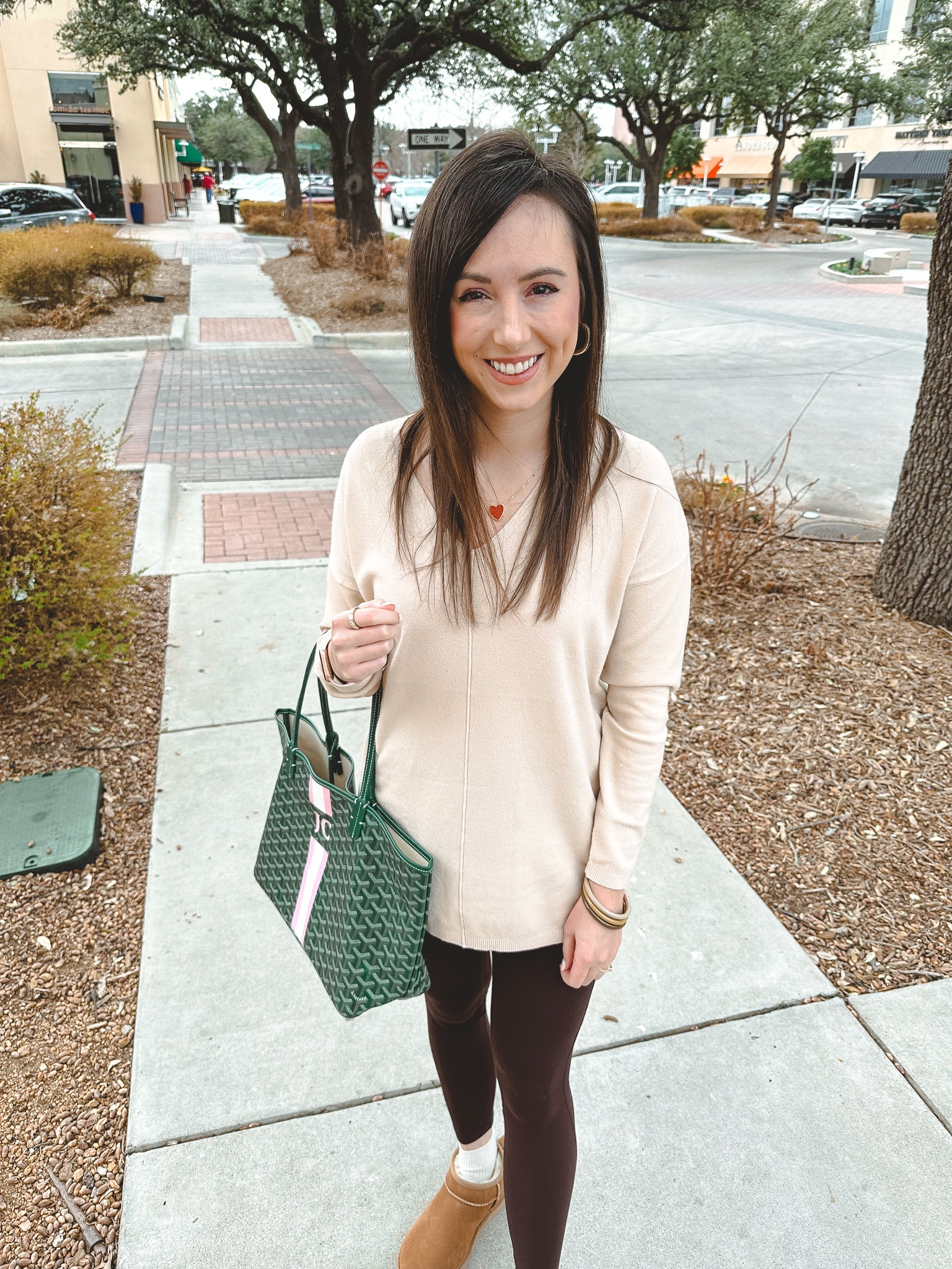 Cream sweater with lululemon leggings, Kendra Scott necklace, Ugg ultra mini boots, Budhagirl bangles



#LTKFind #LTKunder100 #LTKSeasonal
