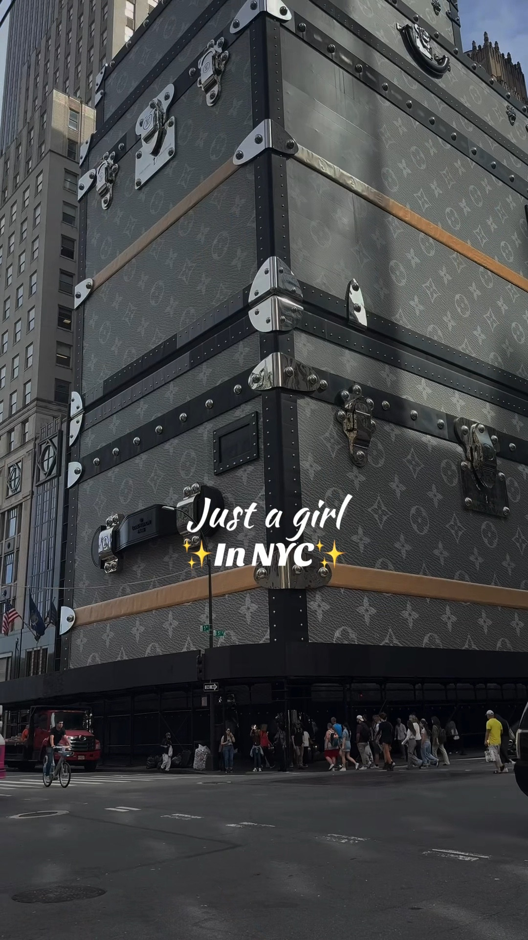 NYC fall outfits → gym set, wide leg jeans, bomber jacket, satin skirt & bodycon dress | day to night looks

#LTKTravel #LTKOver40 #LTKFindsUnder50