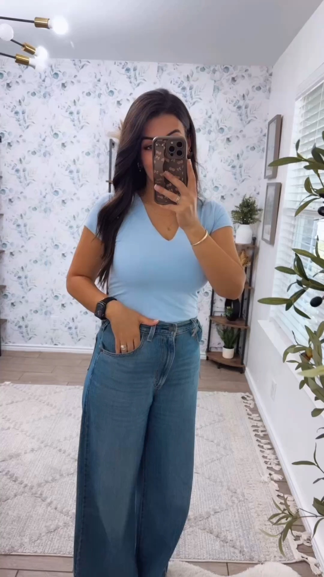 OOTD
•Jeans in size 27 
•Top in size M

#LTKgrwm #LTKootd #LTKmomlife