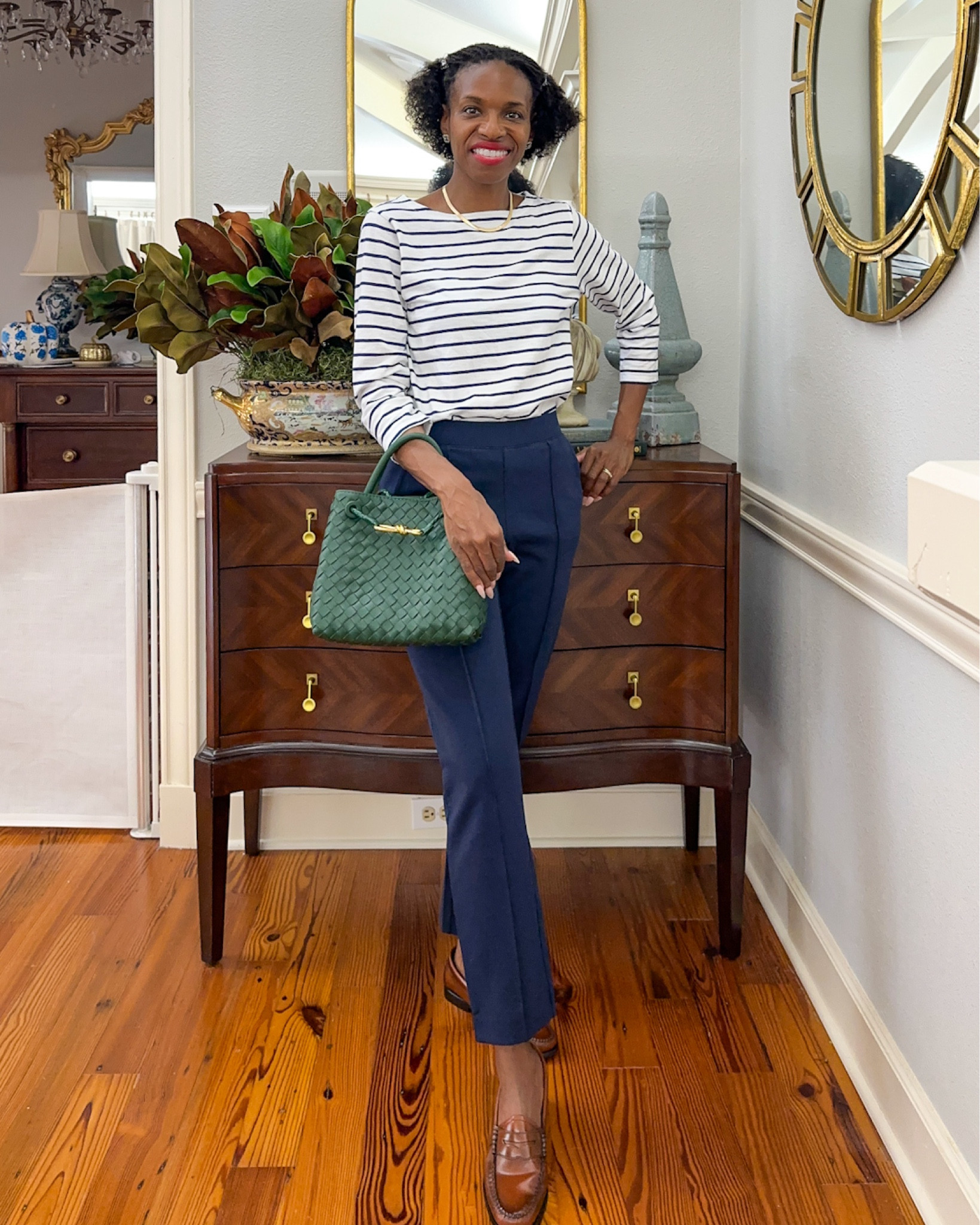 Work outfits, pintuck sweatpants, casual outfits
5’5” 110#
Shirt: XS
Pants: 0

#LTKFallSale #LTKWorkwear #LTKOver40