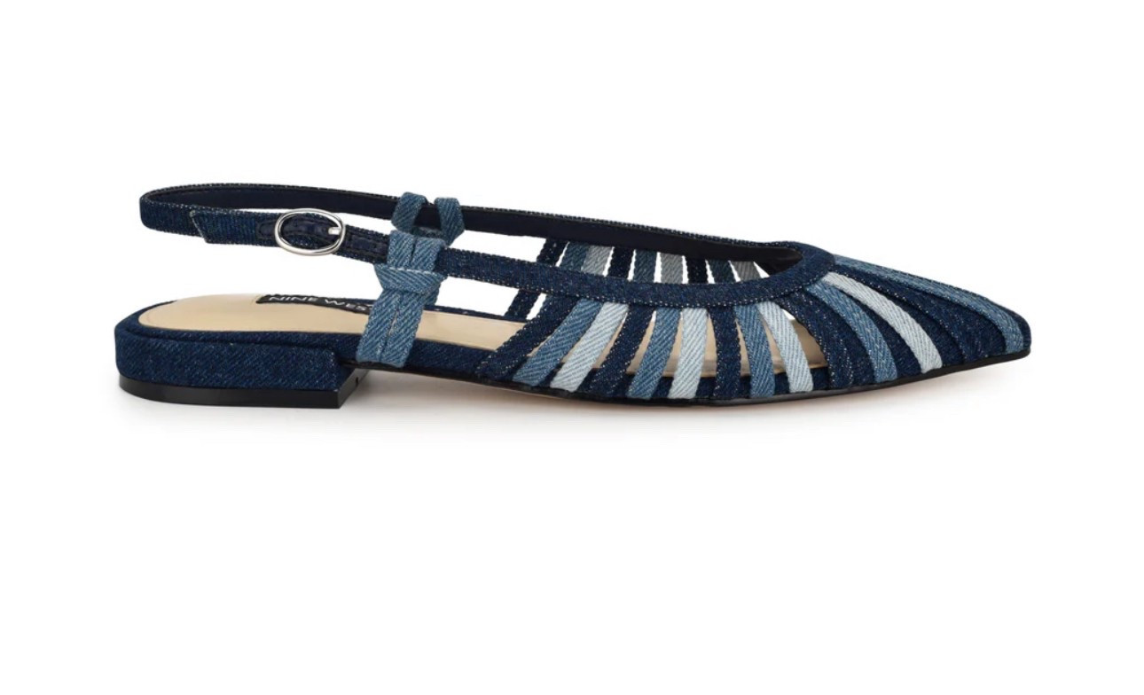 These and their counterpart are my shoes crush for the present. Check ’em out! So cute, comfy and “denim stylish”. 

#LTKSeasonal #LTKShoeCrush