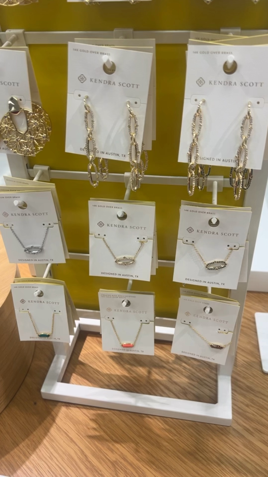 Kendra Scott Kadyn Drop Earrings curated