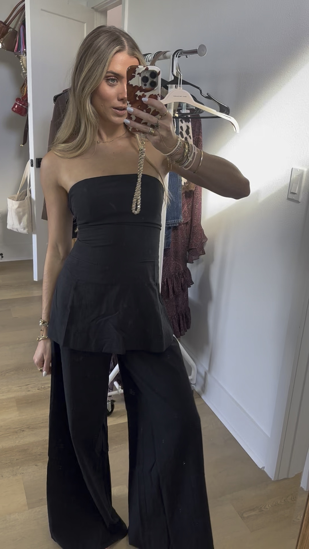 Showpo size 2. The longline top sculpts and smooths, while the matching wide leg Co-ord Pants flow with oversized volume for that effortlessly polished vibe. Style it with thong sandals to tap into runway energy and keep the look clean and elevated from dinner to dance floor.
Isadora Two Piece Top And Pants Set - Strapless Longline Top And Wide Leg Pants Set In Black is your go-to for minimalist impact with maximum payoff. The versatile black palette nails everyday preciousness, dress it up with statement jewellery or pare back with a raffia bag for contrast. Wear together for a seamless co-ord moment or mix and match the pieces to stretch your outfit rotation

#LTKStyleTip #LTKFindsUnder100 #LTKHoliday