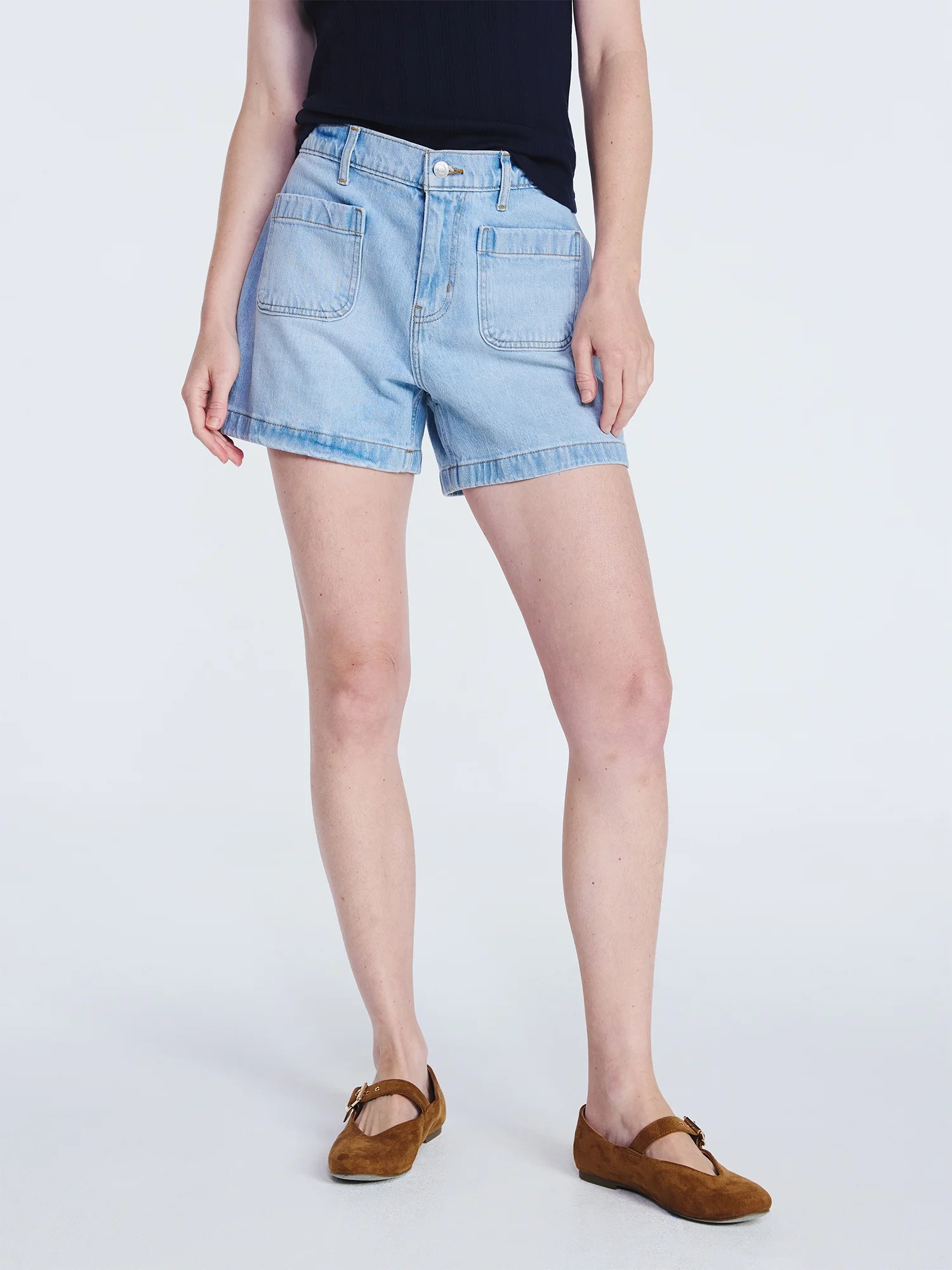 Free Assembly Women's and Women's Plus Patch Pocket Denim Shorts, 4" Inseam, Sizes 0-28W | Walmart (US)