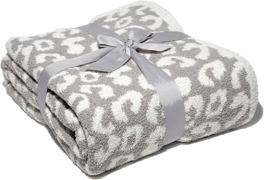 Luxury Wild Leopard Throw Blanket - Super Soft Cozy Cable Knitted Throw Blanket, Plush Polyester ... | Amazon (US)