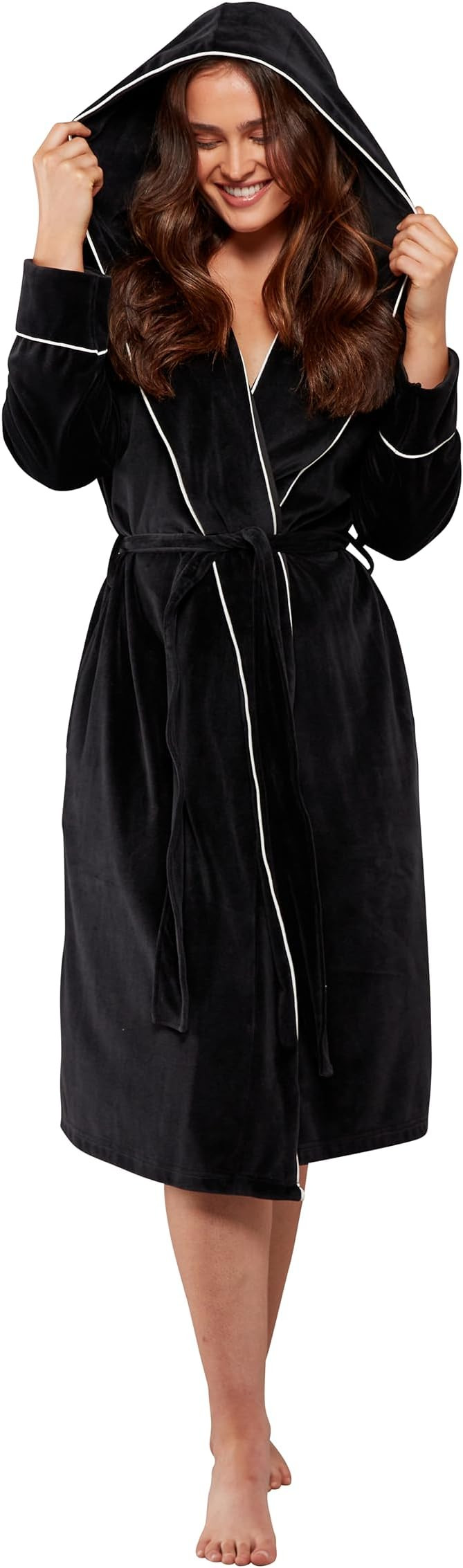 Wysteria Lane Women’s Hooded Velour Dressing Gown Robe, wrapover style with tie belt, pockets, ... | Amazon (UK)