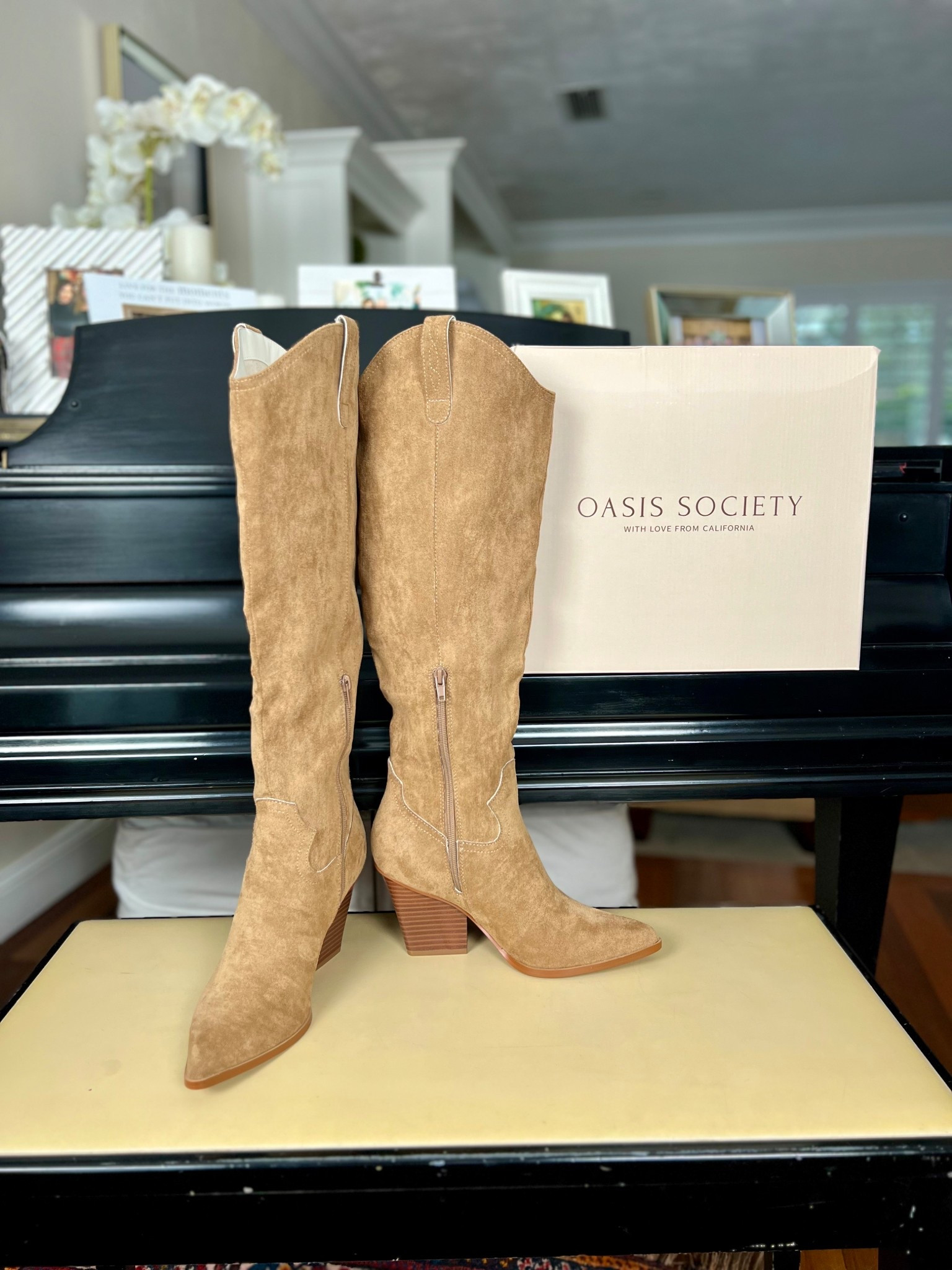 USE CODE KELLEY30 FOR 30% OFF!

suede cowboy boots, country concert outfit, nashville outfit 

#LTKootd #LTKgrwm #LTKSeasonal