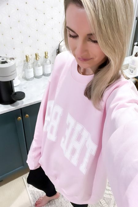 Happy Valentine’s Day to me 💕 got my hands on The Bar sweatshirt and it’s 🤌. I went with a large hearing it’ll shrink when it’s washed.



#LTKfindsunder100 #LTKSpringSale #LTKstyletip