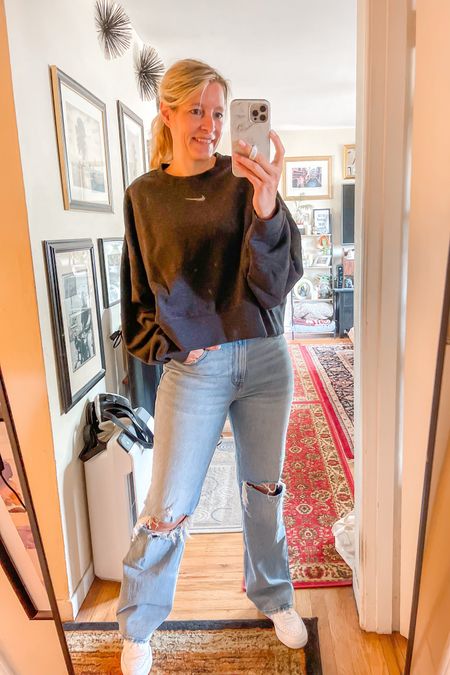 Love these nike cropped sweatshirts with high waisted jeans! 

top large
jeans 30 long 
shoes 8



#LTKStyleTip #LTKOver40 #LTKFindsUnder50