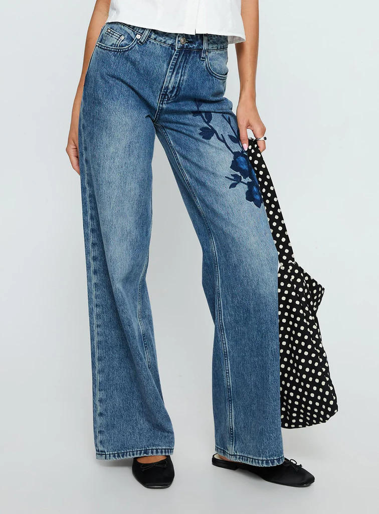 Sisterhood Mid Rise Wide Leg Patchwork Jeans Mid Blue Wash | Princess Polly US