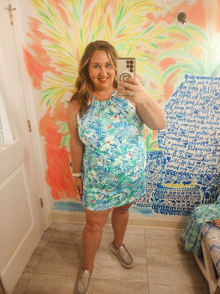 this is the Shirelle romper in an XL. My only complaint with this is that it is hand wash only due to the detail around the neck. I wanted this in the other print but ny store did not have it in an XL. So I just got this one. I'm not a huge fan of this print. the skirt is a little longer but the shorts are shorter. doesn't make much sense. I feel the shorts need to be longer on these so they don't ride up. it also ties around the neck and has a stretch waist size XL#lillypulitzer #livinglargeinlilly #grandmillennial #shirelle #lillylovers #romper #plussizefashion 

#LTKmidsize #LTKplussize