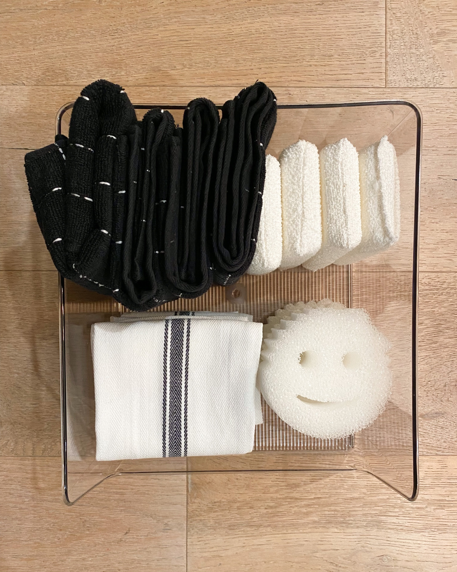 My favorite products for washing dishes! I love these dish towels, soft sponges and scrub mommy! 

Organization
Kitchen 
Organize
Amazon home 
#amazonhome

#LTKhome #LTKunder50 #LTKsalealert
