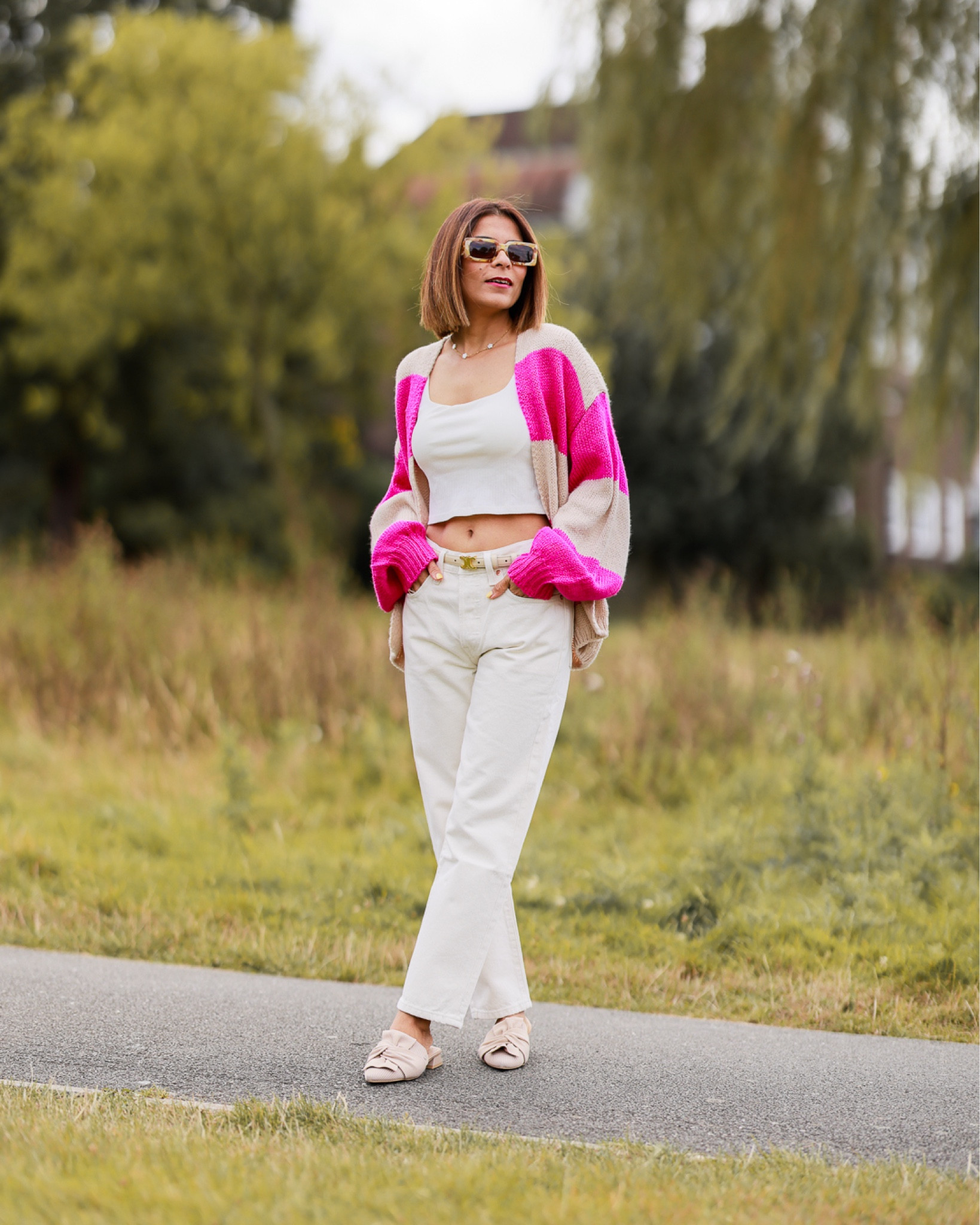Autumn Outfit Pink Stripe Cardigan Beige Levi’s Cropped Jeans 

#LTKautumn #LTKeurope #LTKuk