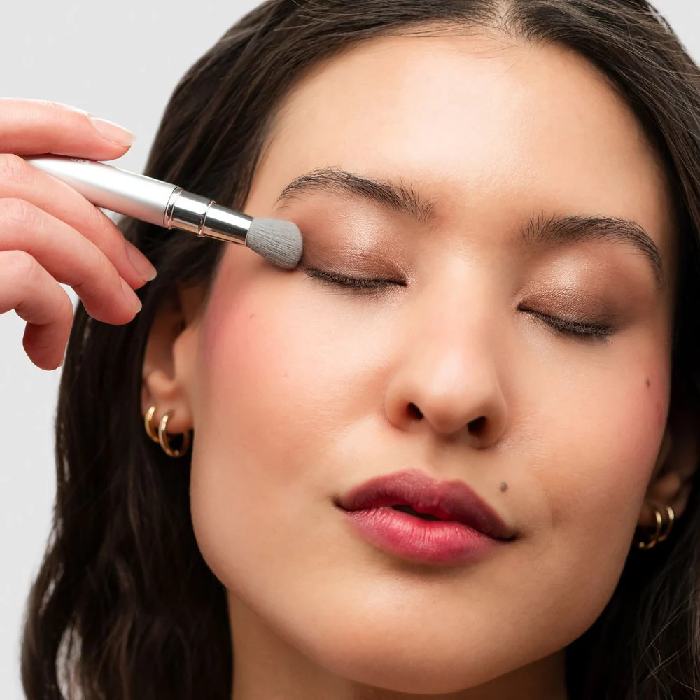 Dual-End Eyeshadow Brush | Subtl Beauty