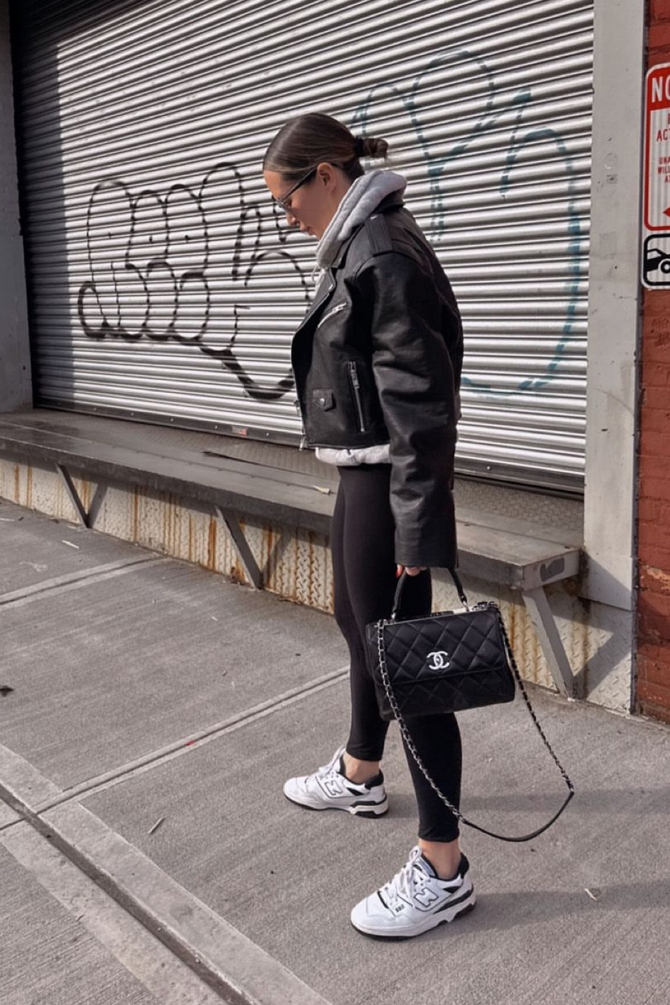 A chill, city outfit. I love pairing these white sneakers with jeans and leggings. 

leggings l sneakers l white sneakers l leather jacket l gray hoodie l city outfit 