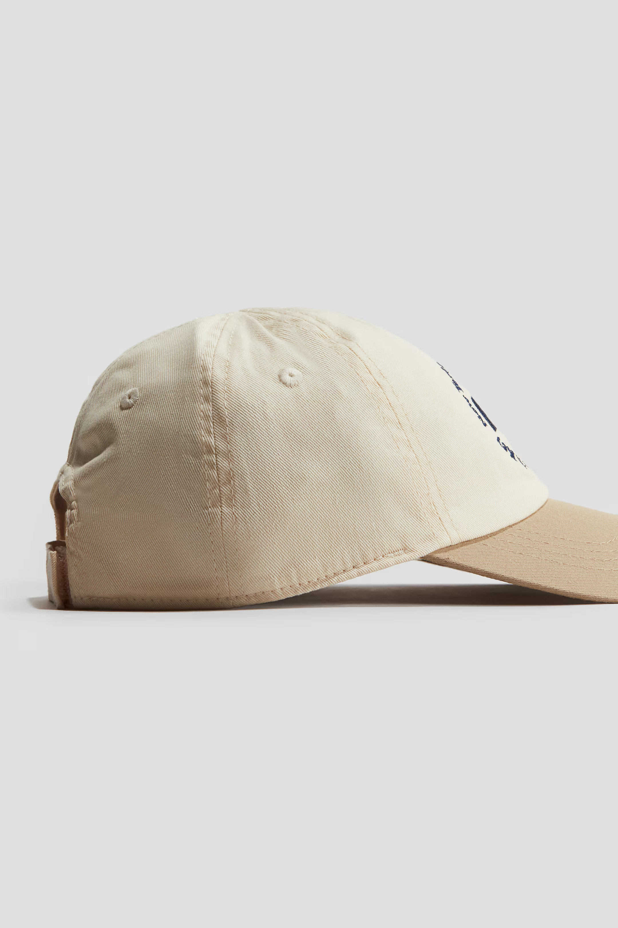 Motif-detail cap | H&M (UK, MY, IN, SG, PH, TW, HK)