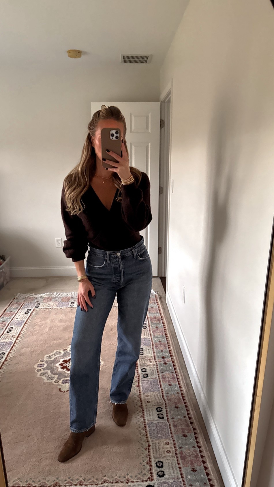 ARITZIA BLACK FIVEDAY SALE! 20-50% off entire site - this vneck wrap sweater is one of my faves, wearing size small 

#LTKGiftGuide #LTKCyberWeek #LTKHoliday