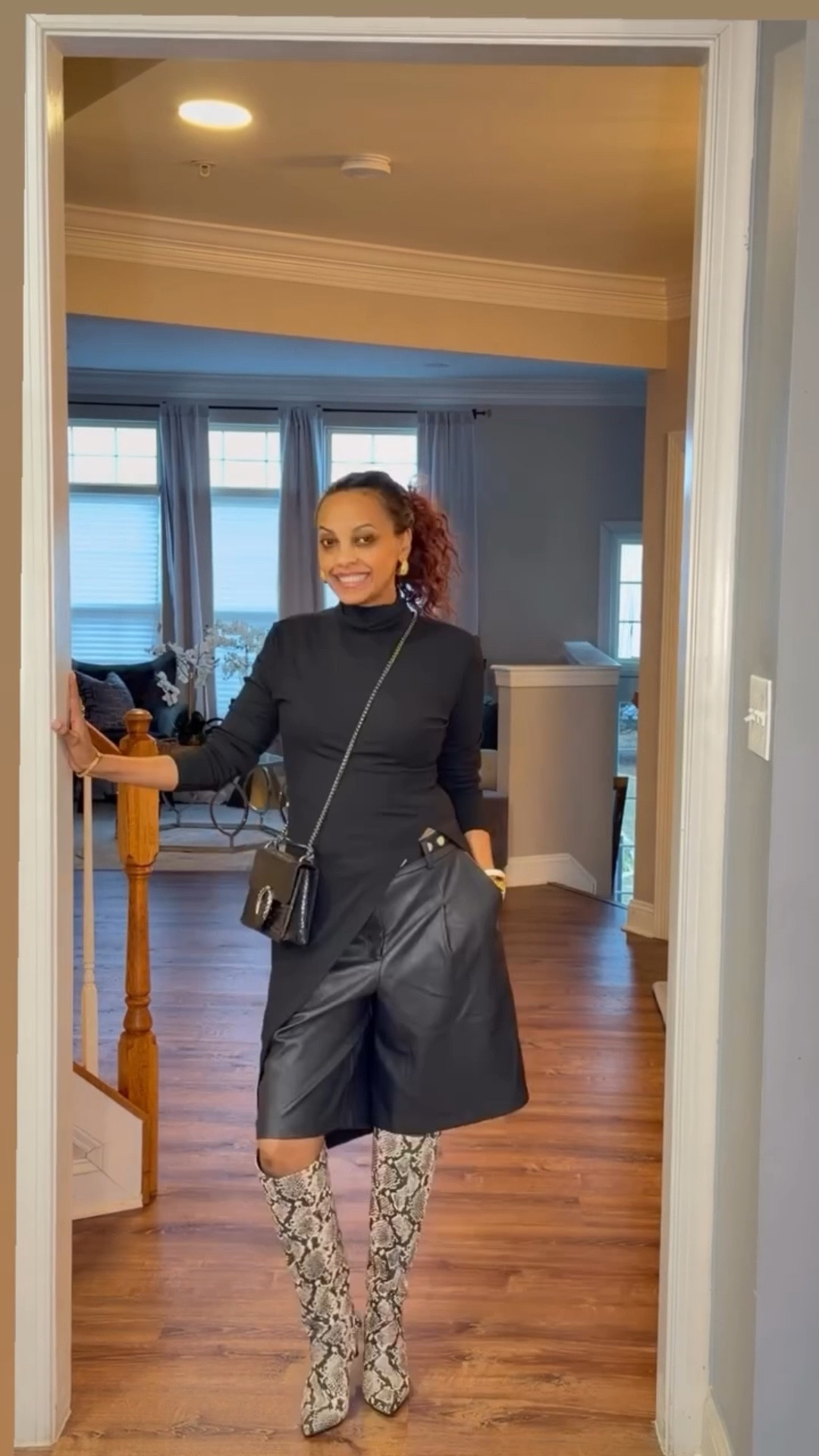 Bermuda shorts are that piece right now👌. No overthinking required—sometimes the best looks are simple from head to toe.
Style tip: When styling leather in cooler weather, think simple, 
Long layers, Long boots. 
It keeps the look elevated, polished, and effortlessly pulled together. 🤍 #dmvmua #fashionblogger #habshafashion #40andfabulous #ootdfashion