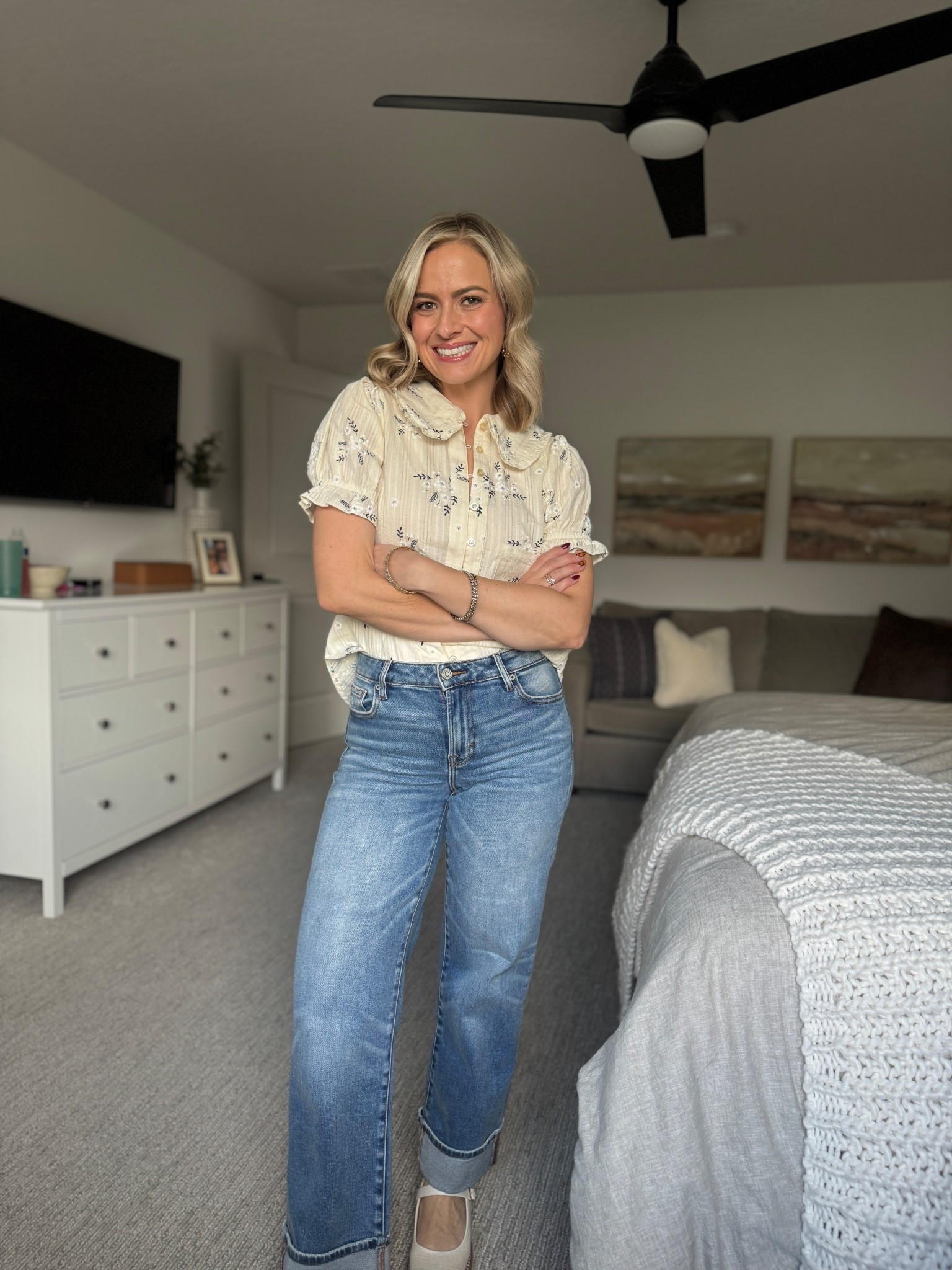 If you see me looking put together, just know it’s this combo doing all the work 😅
It’s my no-fail formula: cute top + flattering denim! Save this outfit combo for later! Comment shop for the links! 💗
#momstyle #ootdmom #everydaystyle #easymomoutfit #casualchic #midsizestyle #realoutfits #styledbyabbyandamy #momfashion #effortlessstyle

#LTKStyleTip #LTKPetite #LTKFindsUnder100