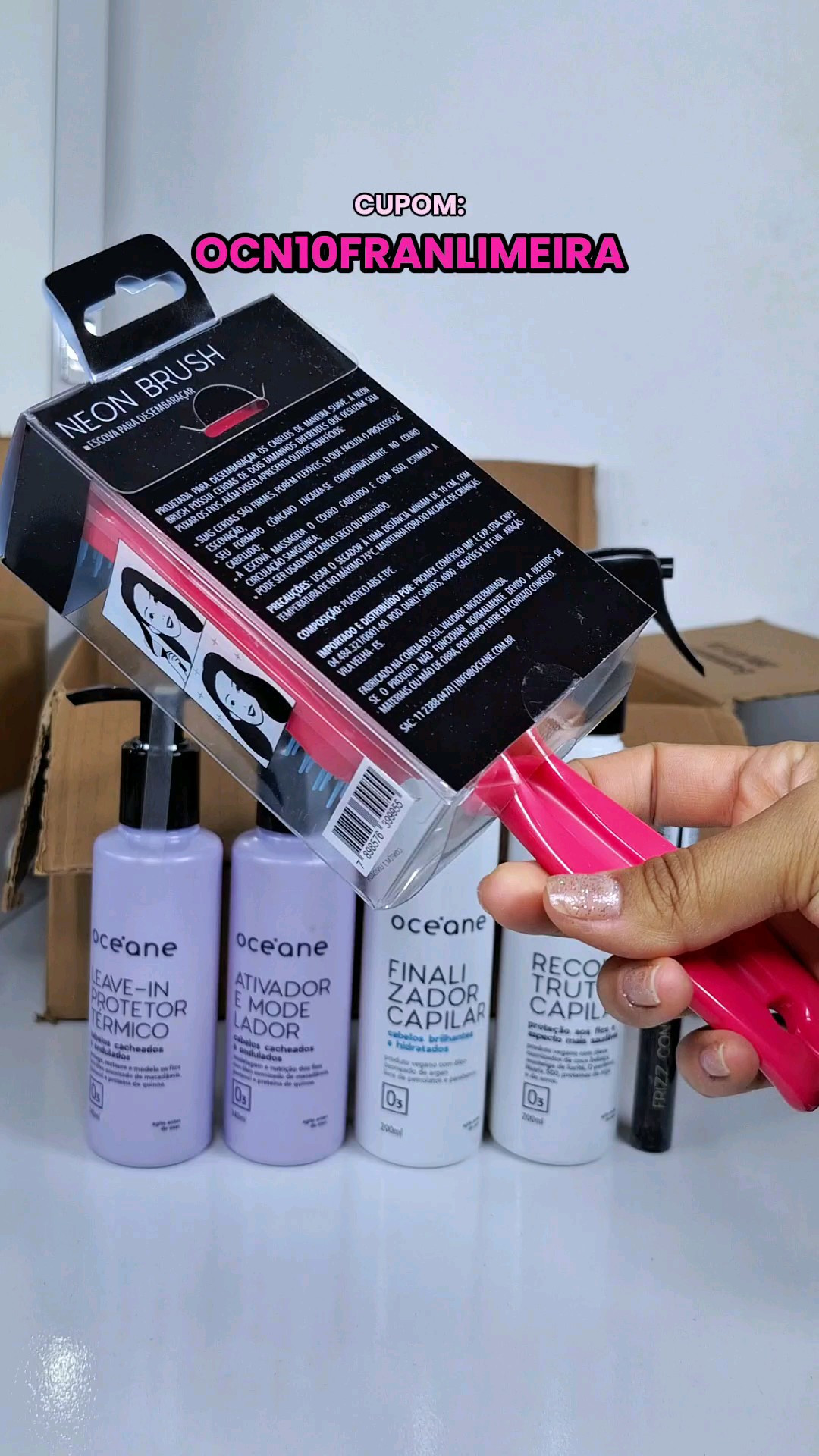 Você sabia que a Océane tem Linha Hair?    Recebi alguns produtos:  Reconstrutor Capilar / Finalizador Capilar Nutrição e Brilho Océane / Escova de  Cabelo Desembaraçadora Neon Brush / Ativador e Modelador de CabelosKit Leave-in Protetor TérmicoO Frizz Control Nádia Tambasco by Océane... Cupom: 🏷 OCN10FRANLIMEIRA ✨️ para usar no site oficial da marca. 🥰 Ameiii o resultado no meu cabelo, meu cabelo ficou super hidratado, com muita definição, e extremamente brilhoso, sem contar o perfume que ficou 🥰

#LTKbrasil #LTKsummer #LTKbeleza