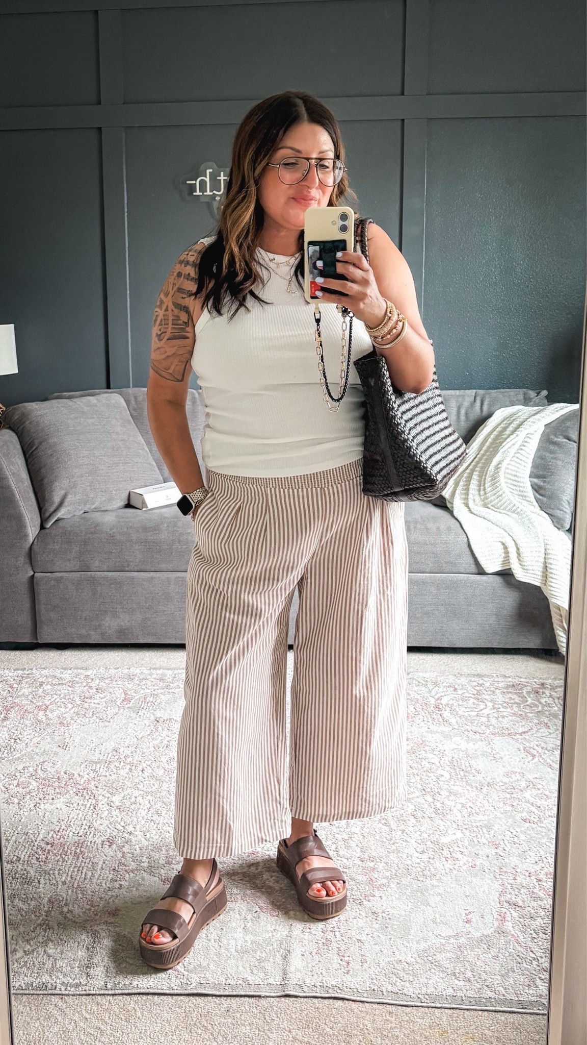 Today’s easy ootd:
GAP Factory tank - XL
Amazon pants - XL
Reef sandals 
Madewell tote
@Madewell @gapstyle

#LTKOver40 #LTKSaleAlert #LTKMidsize