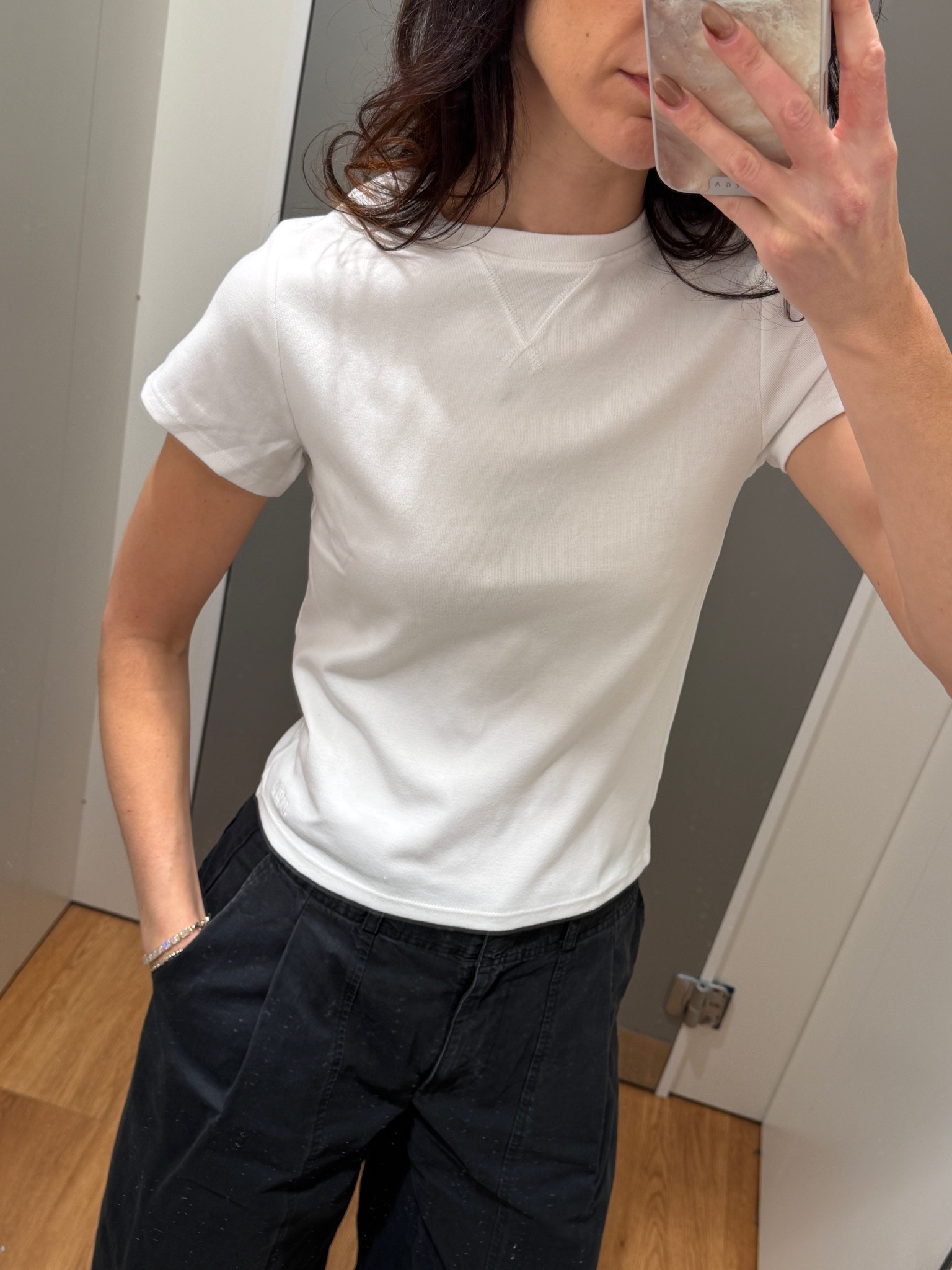 Cutest little baby tee from the JW Anderson X UNIQLO collab 🫶🏼 I sized up to a medium

#LTKaustralia #LTKspring