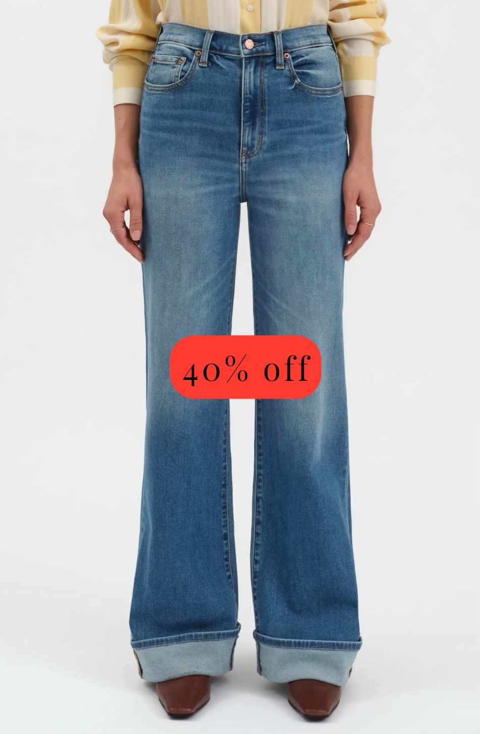 Cuffed jeans
Cuffed denim 

#LTKSeasonal #LTKSaleAlert #LTKFindsUnder100