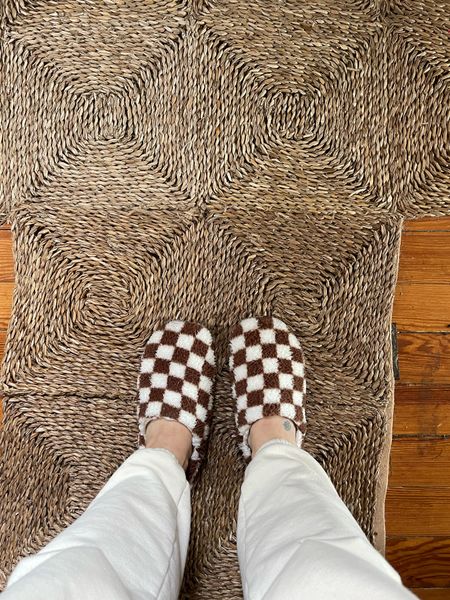 More socks than slippers but they do have little grippies and they’re super comfy & cute! 

Target checkerboard slippers, cozy weather, loungewear, brown and white, fleece slippers  

#LTKshoecrush #LTKfindsunder50 #LTKover40