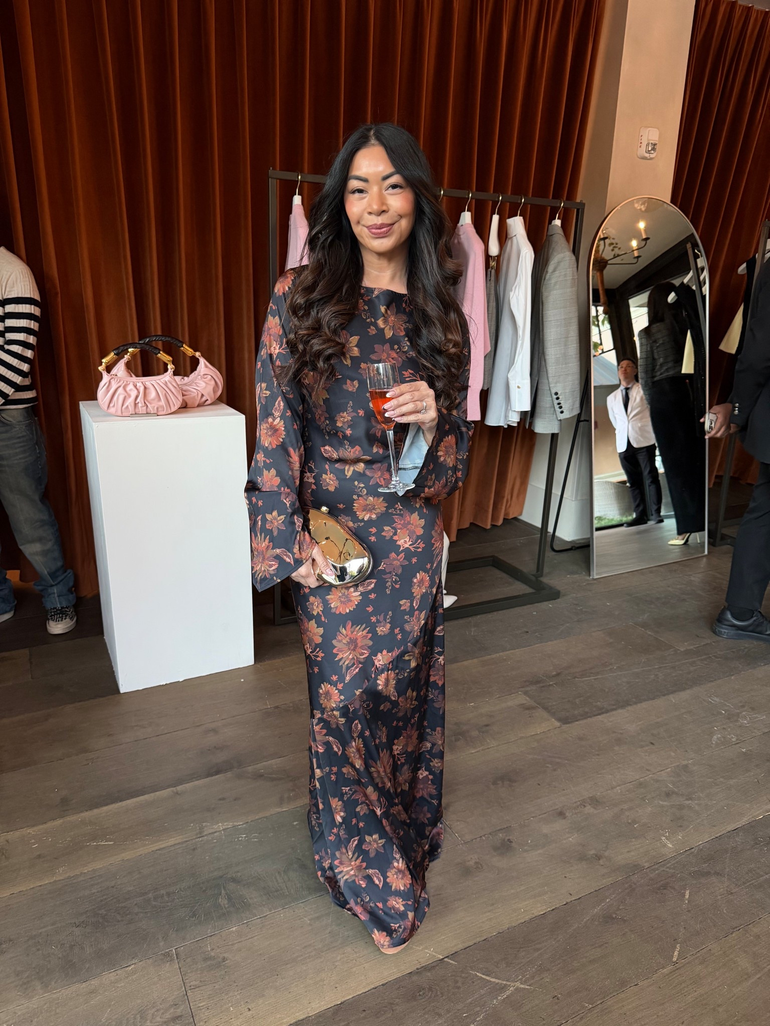 Wearing a small in this dress 

#LTKOver40 #LTKHoliday #LTKFindsUnder50