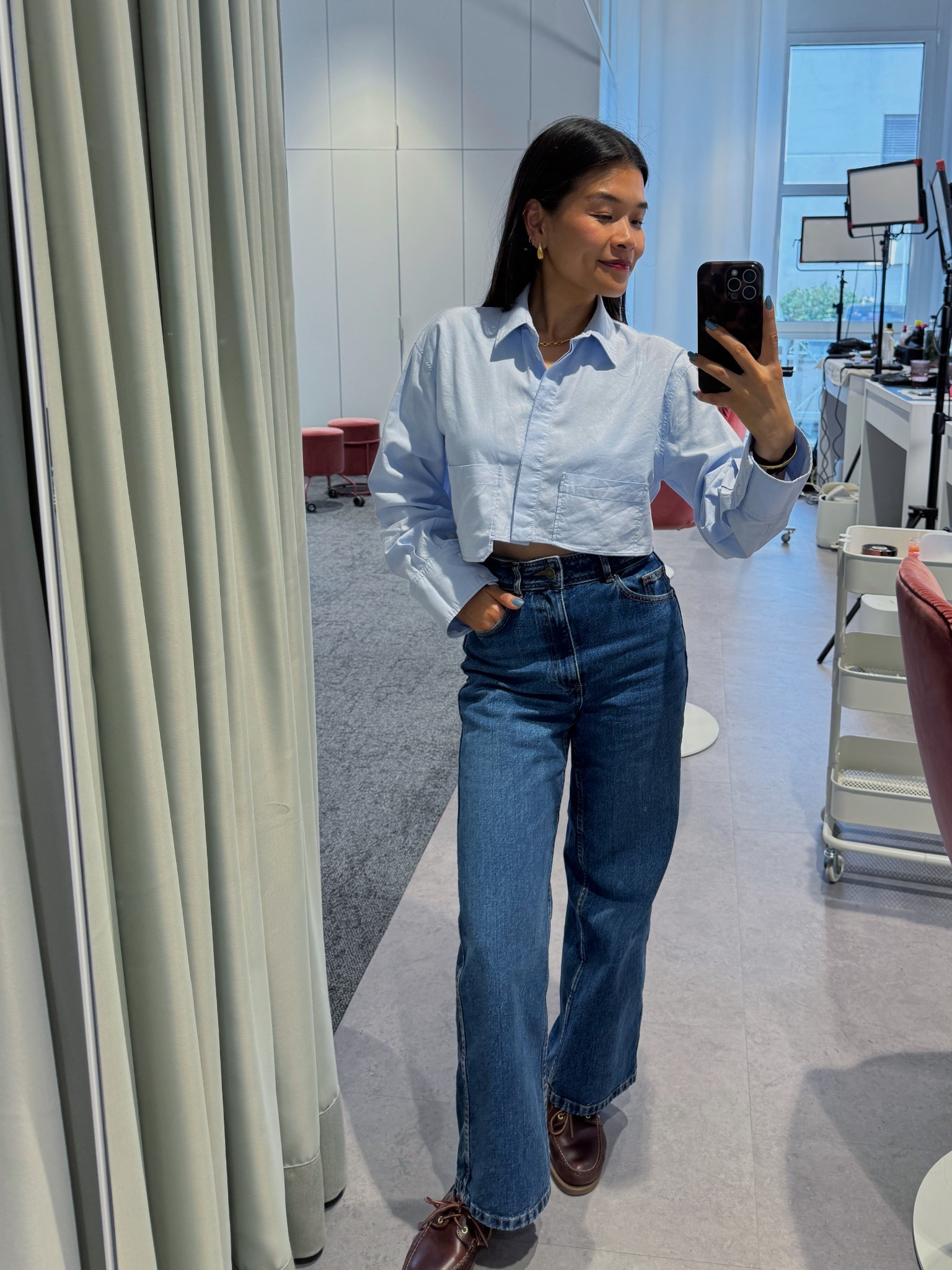 Outfit of the day: Bluse und passende Petite Jeans
#sezane #zara #timberlands #timberlandschuhe #h&mbluse

#LTKdeutschland #LTKeurope #LTKpetite