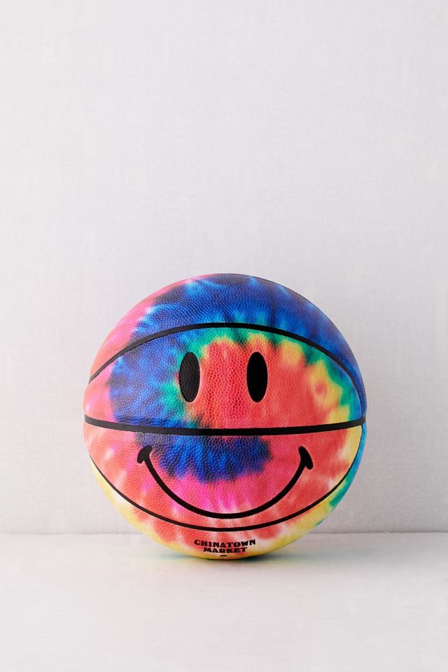 Market X Smiley UO Exclusive Tie-Dye Basketball | Urban Outfitters (US and RoW)