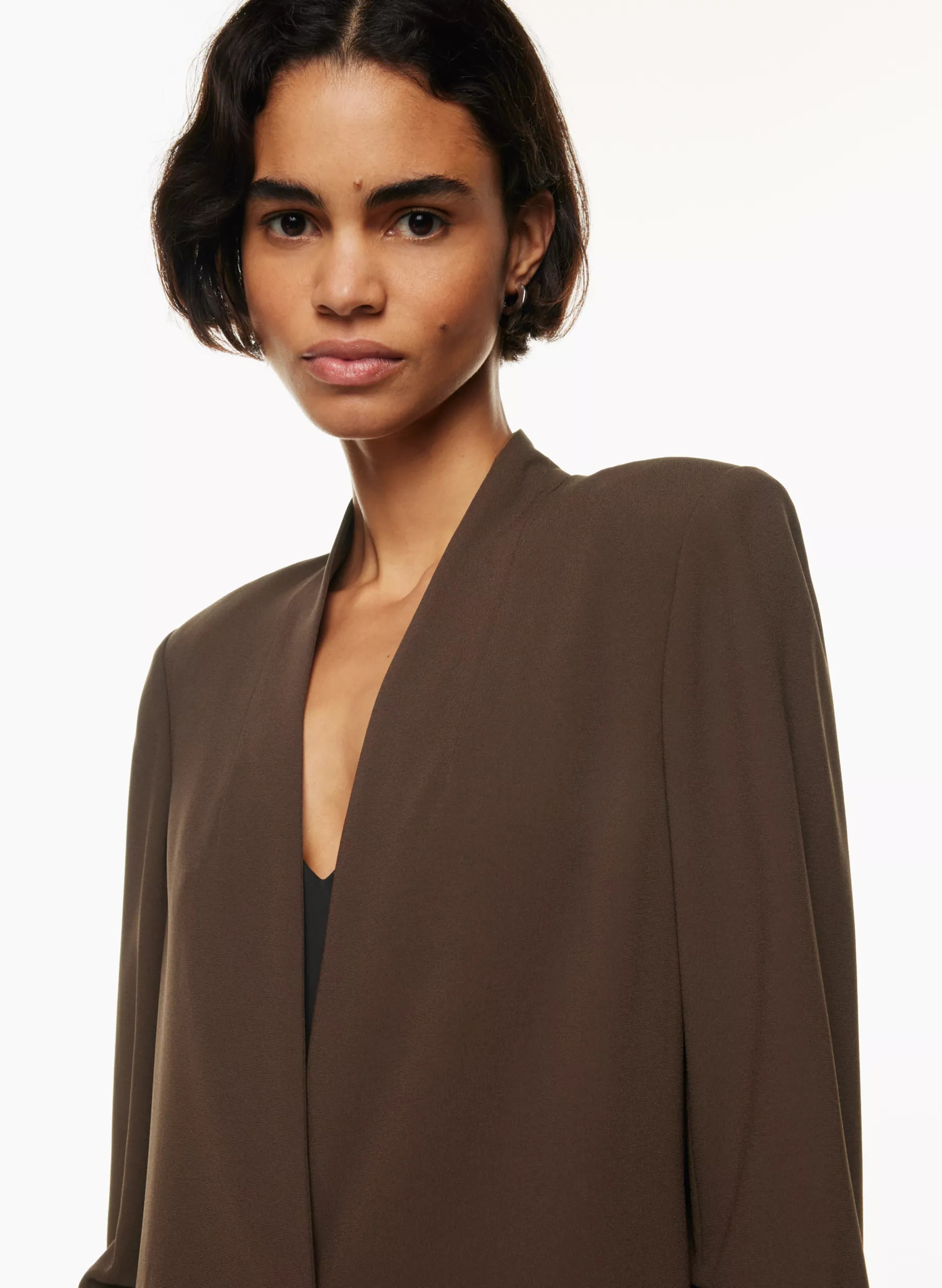 POWER HIP BLAZER | Aritzia